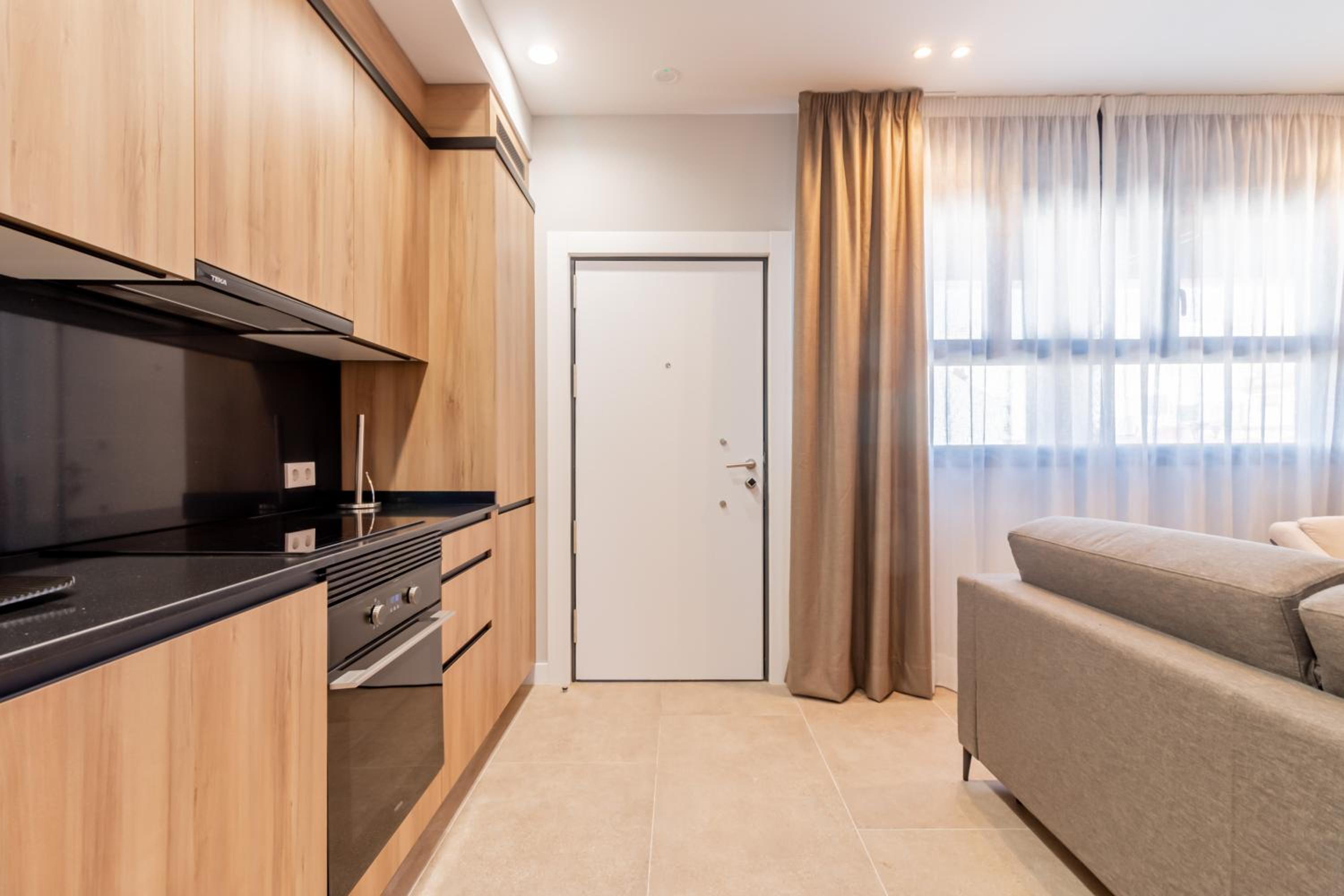 Home Art Apartments Bernabéu