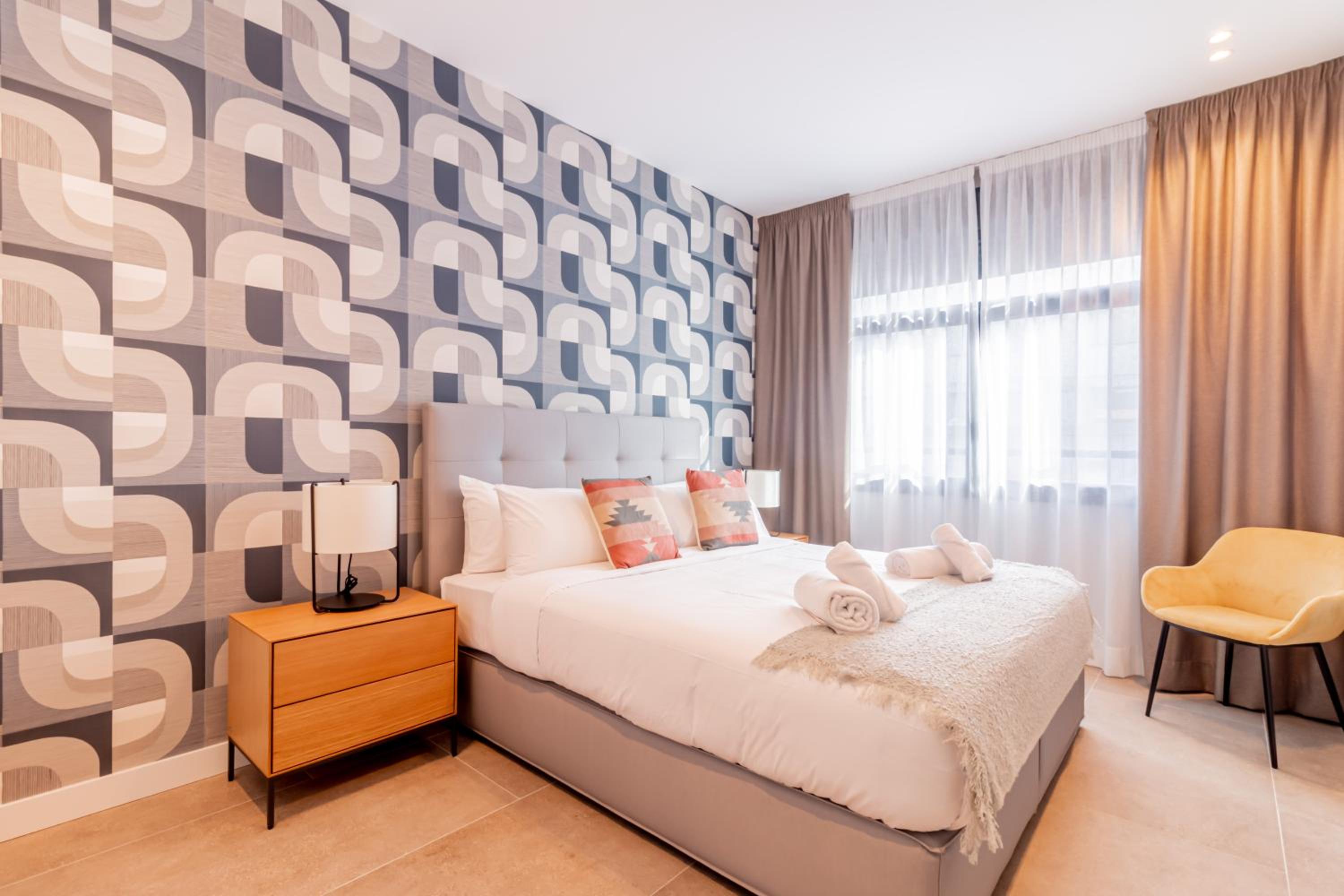 Home Art Apartments Bernabéu