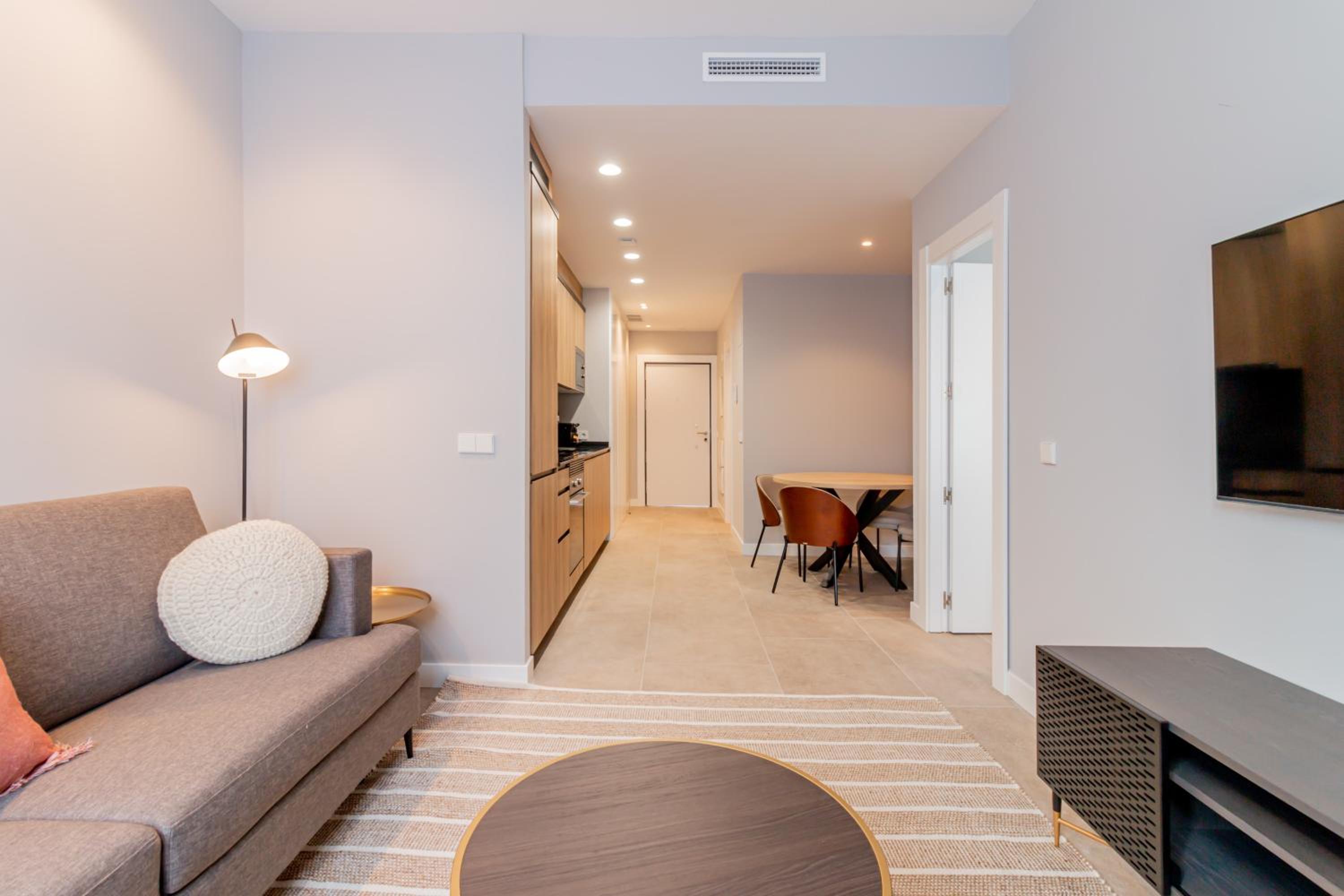 Home Art Apartments Bernabéu