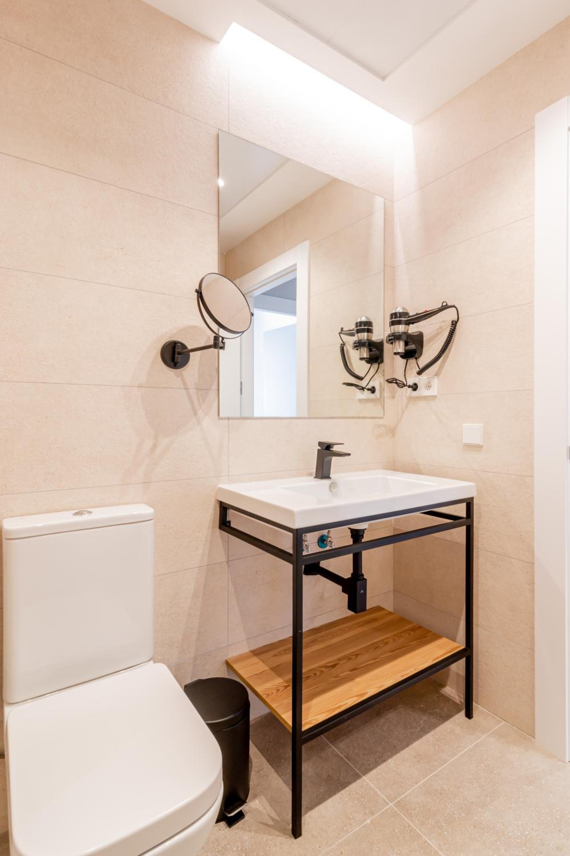 Home Art Apartments Bernabéu