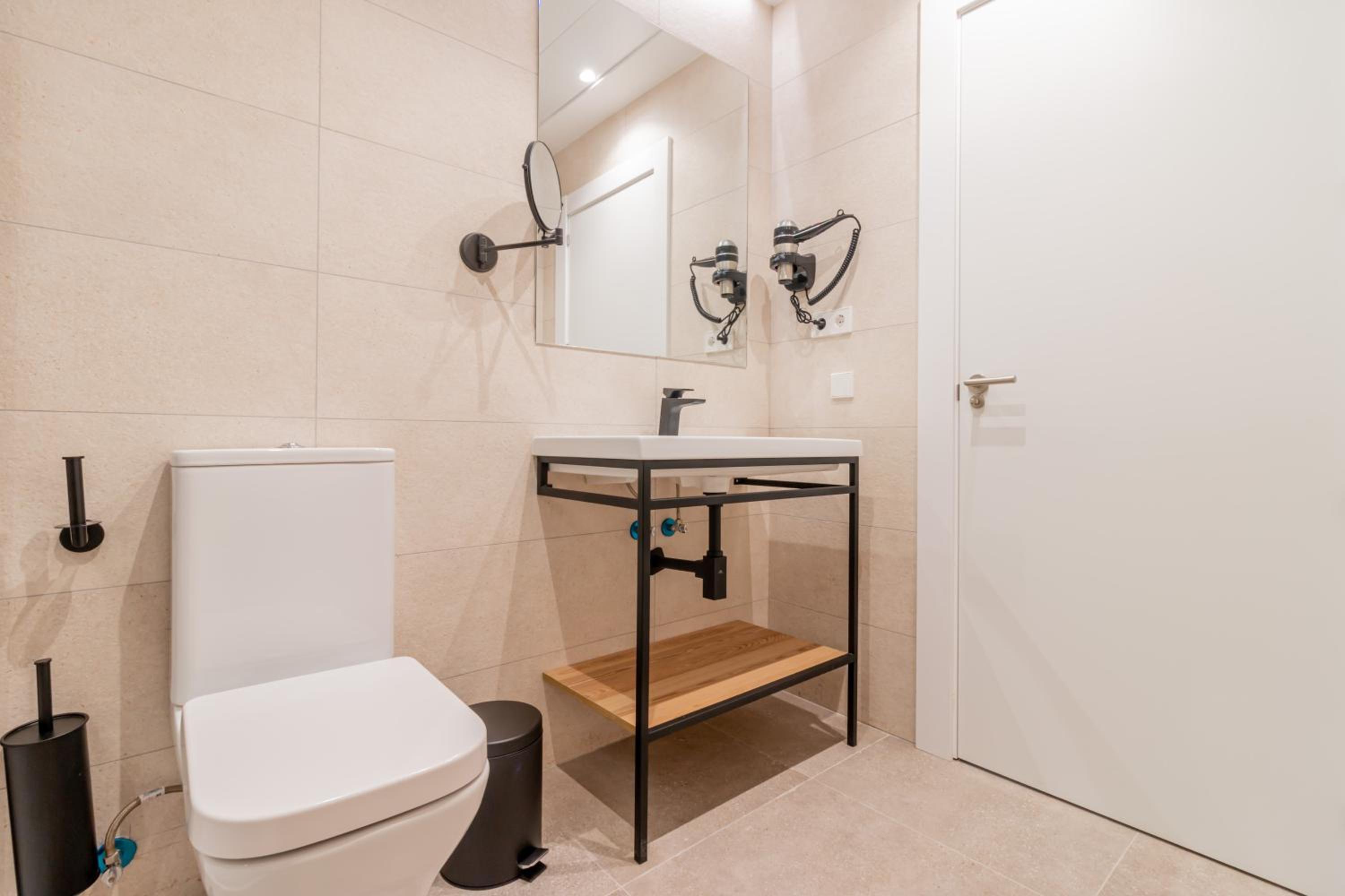 Home Art Apartments Bernabéu
