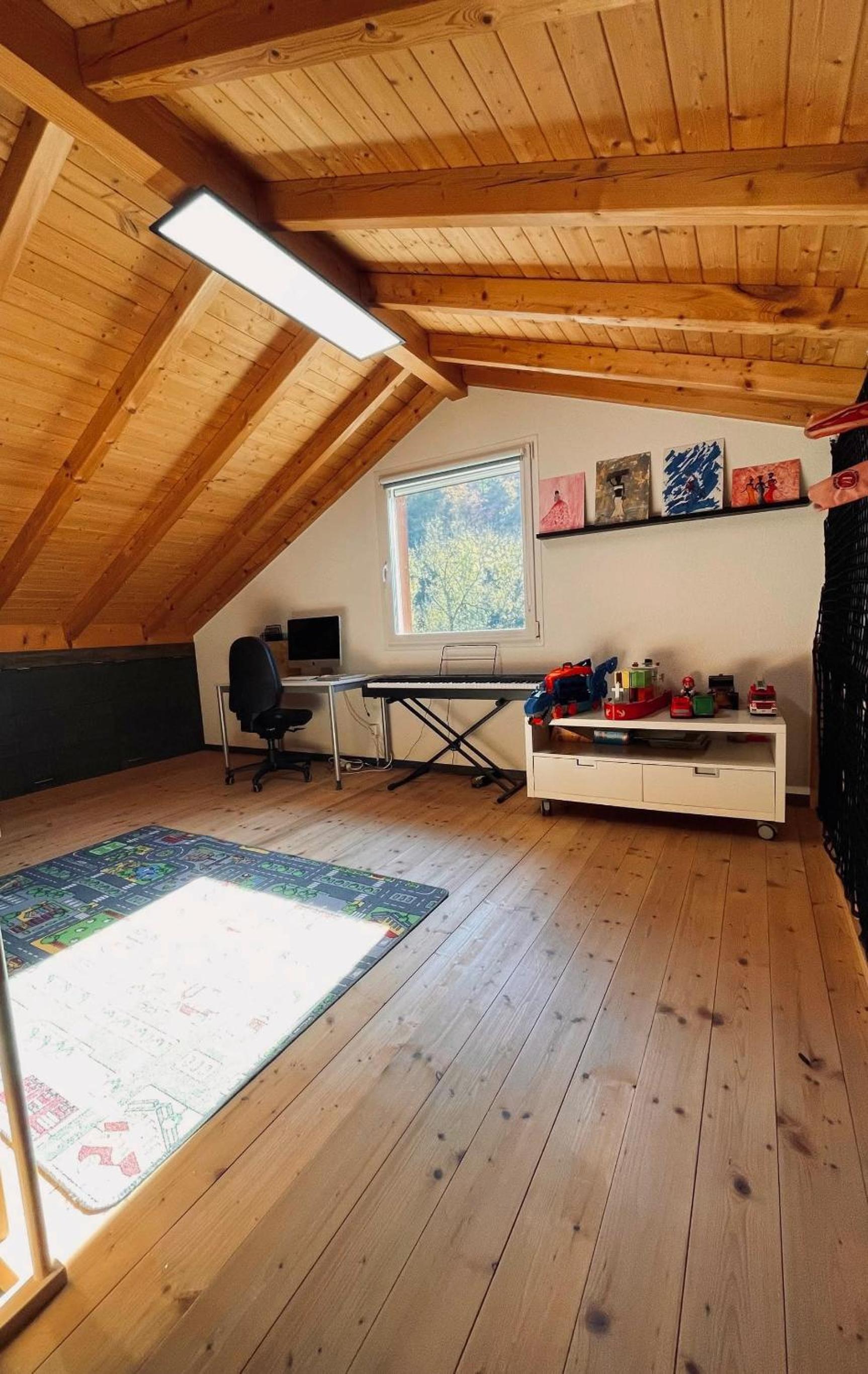 Spacious Family Home - Train Access, Swim Spa, Veranda, Pétanque, Perfect Base