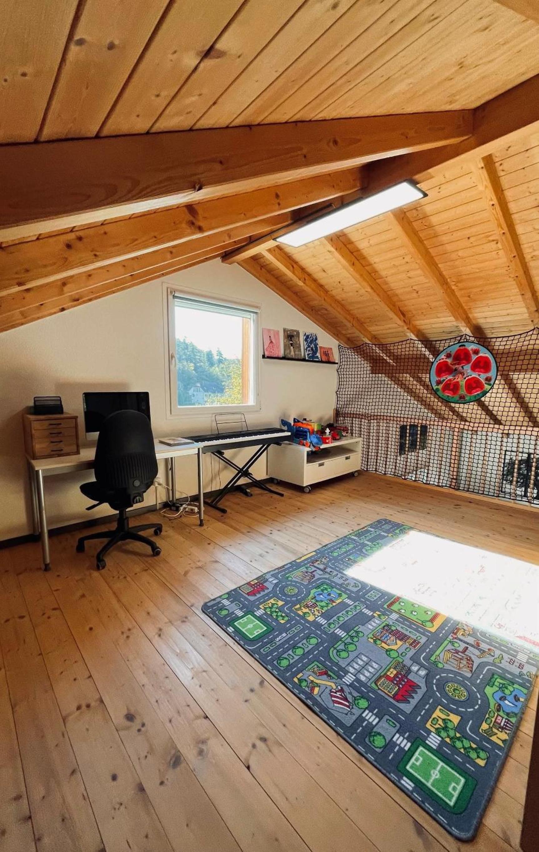 Spacious Family Home - Train Access, Swim Spa, Veranda, Pétanque, Perfect Base