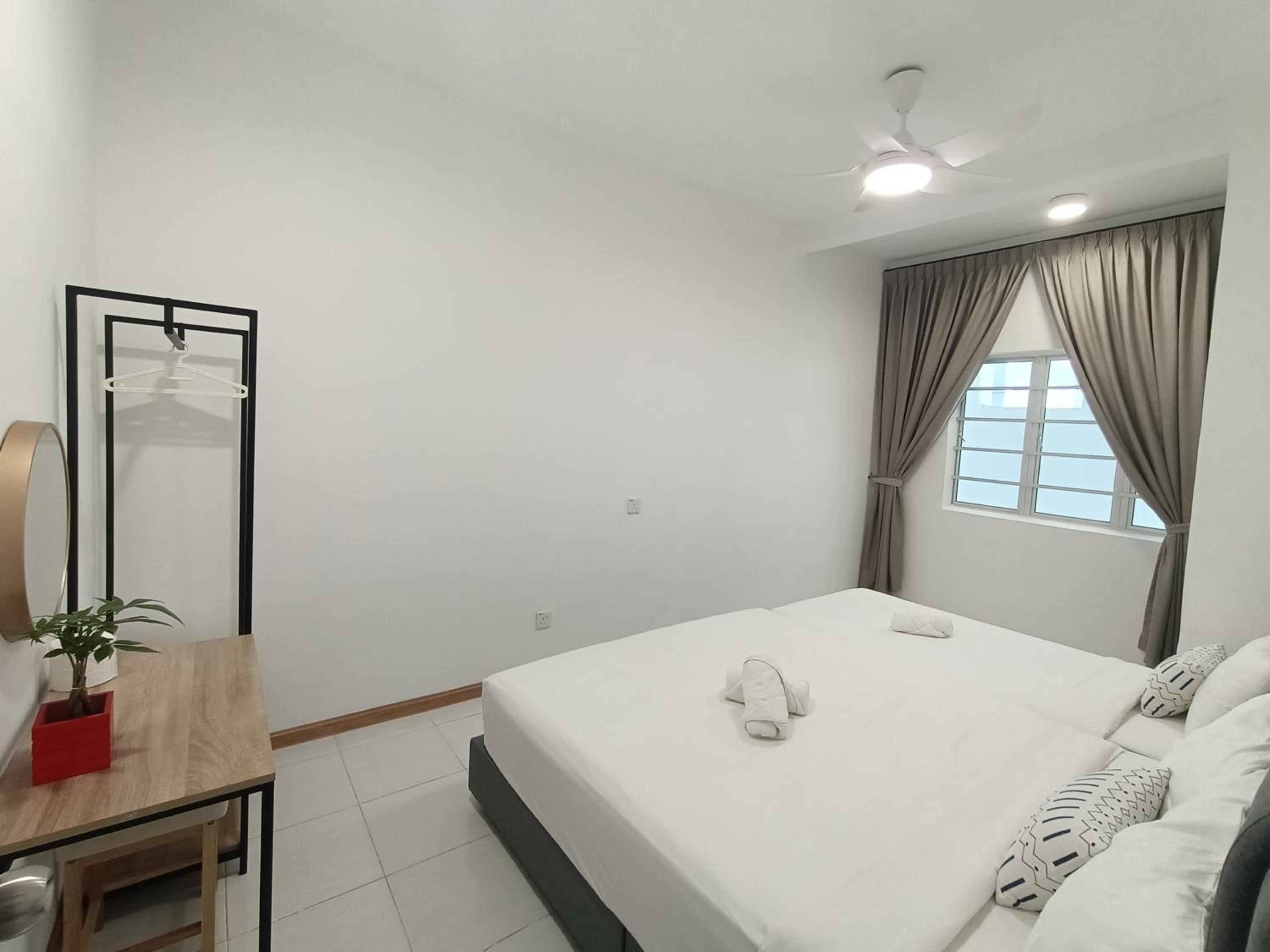 Dream 6 Emerald avenue view 3