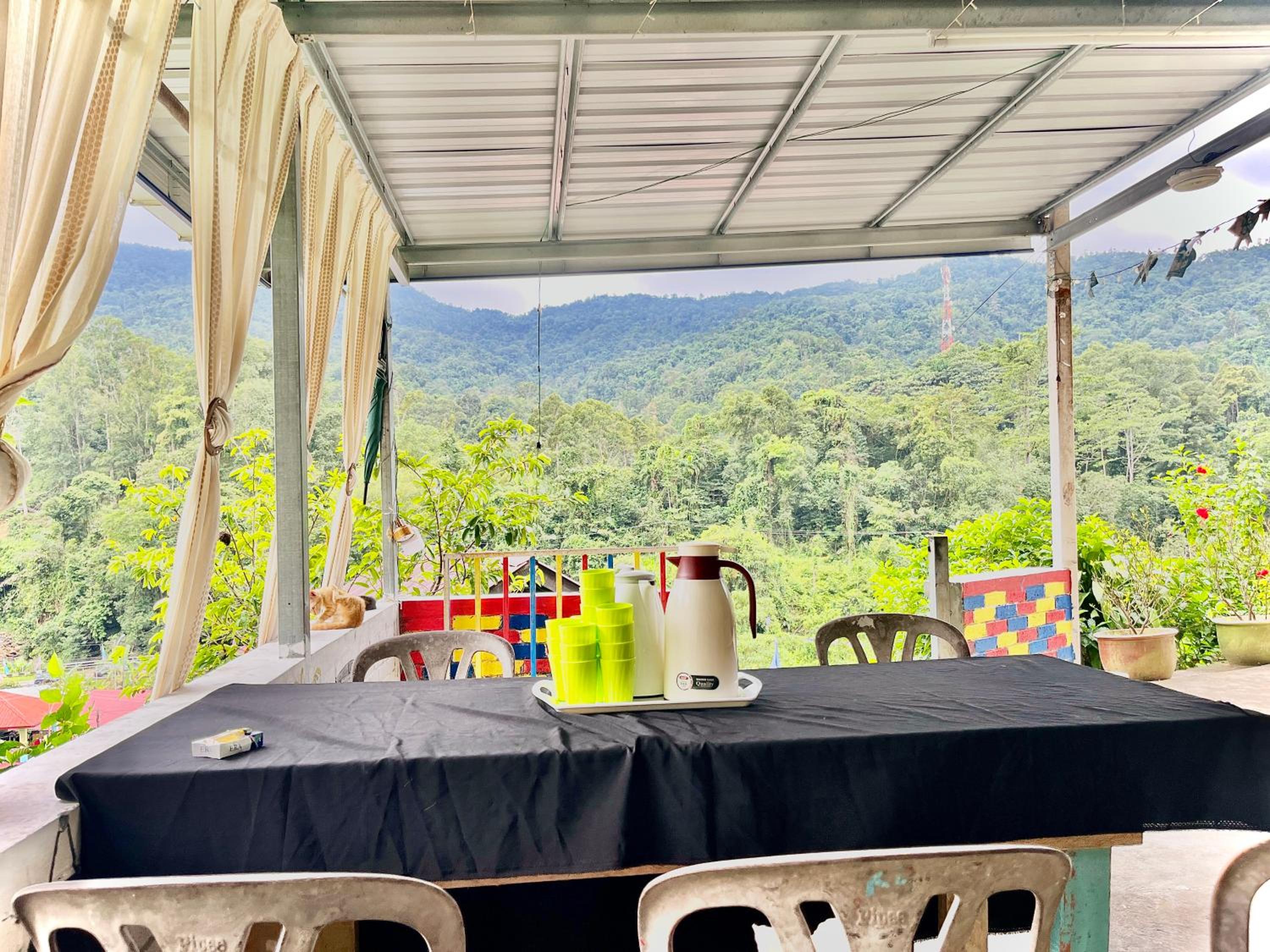 The Bacpackers Resort