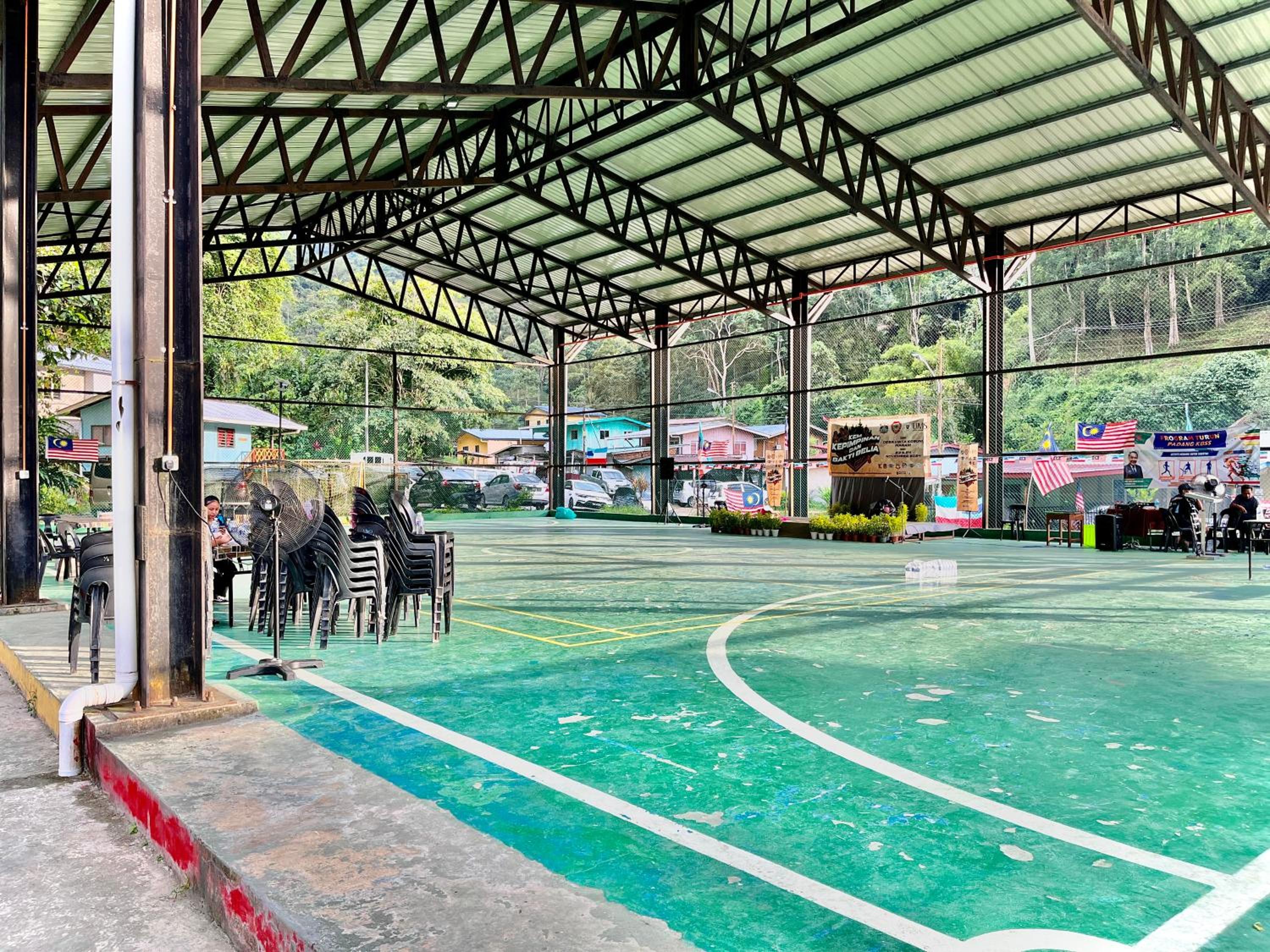 The Bacpackers Resort