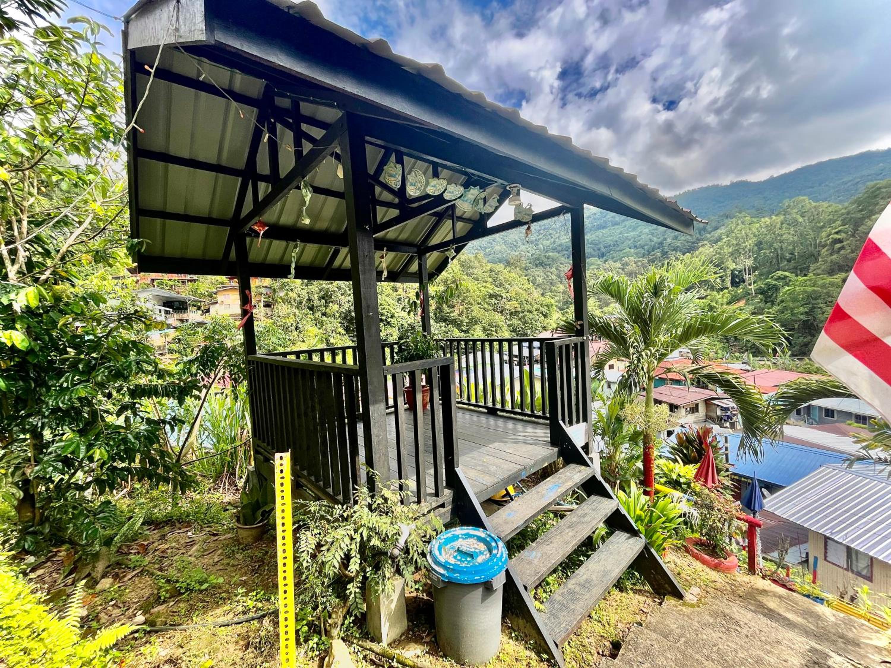 The Bacpackers Resort