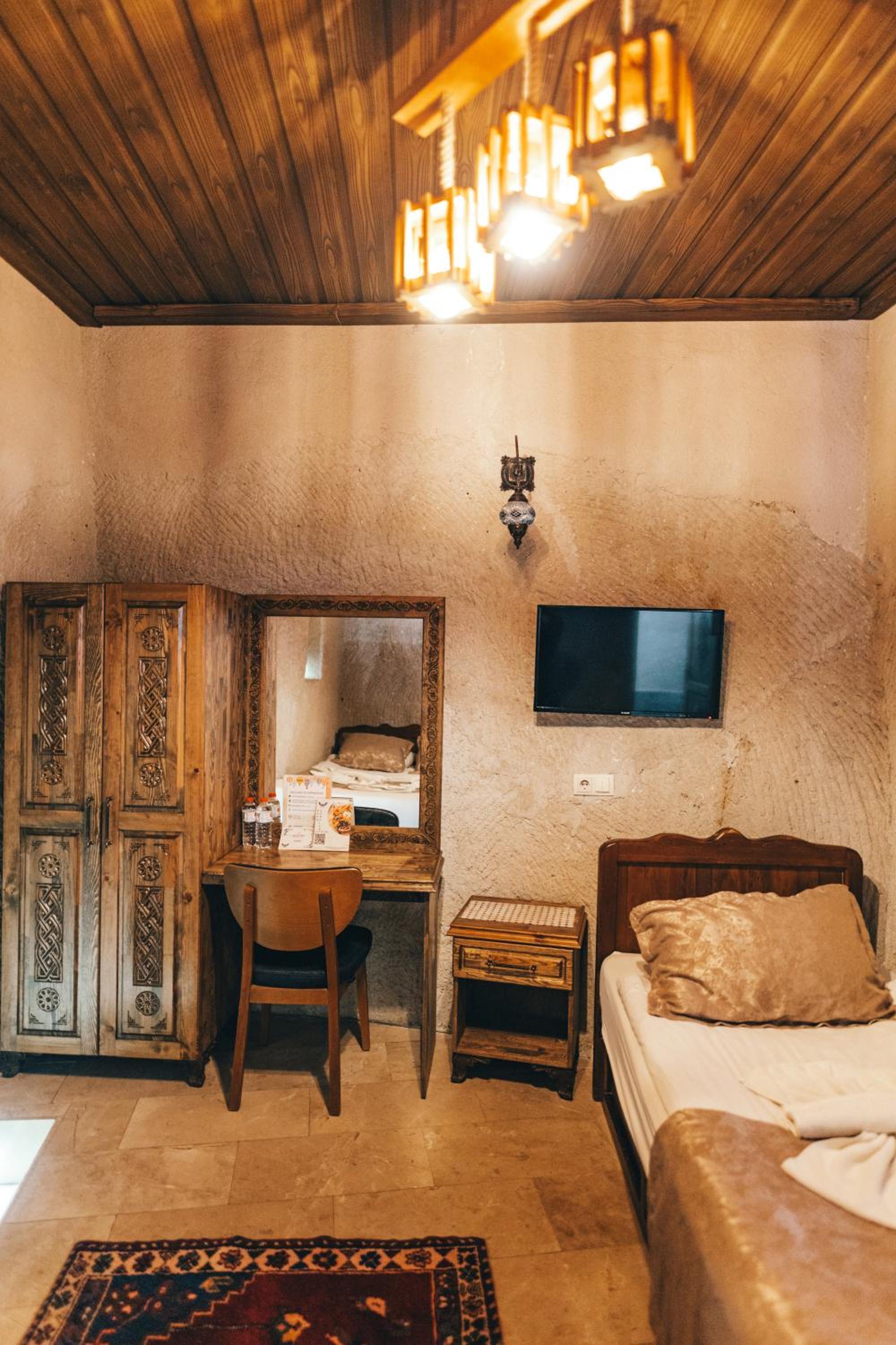 Goreme Valley Cave House becomes Goreme Valley Mağara Evi. - Image 42