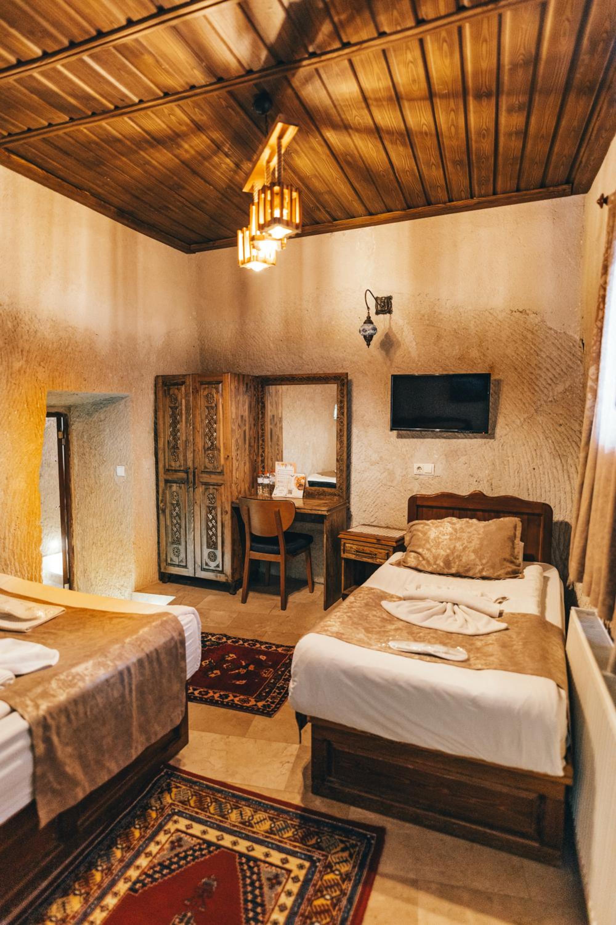 Goreme Valley Cave House becomes Goreme Valley Mağara Evi. - Image 177