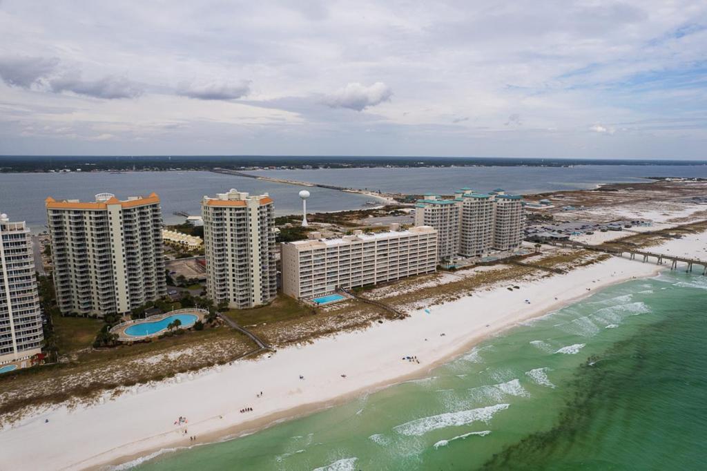 Regency Towers Gulf Front 3B Condo view 5