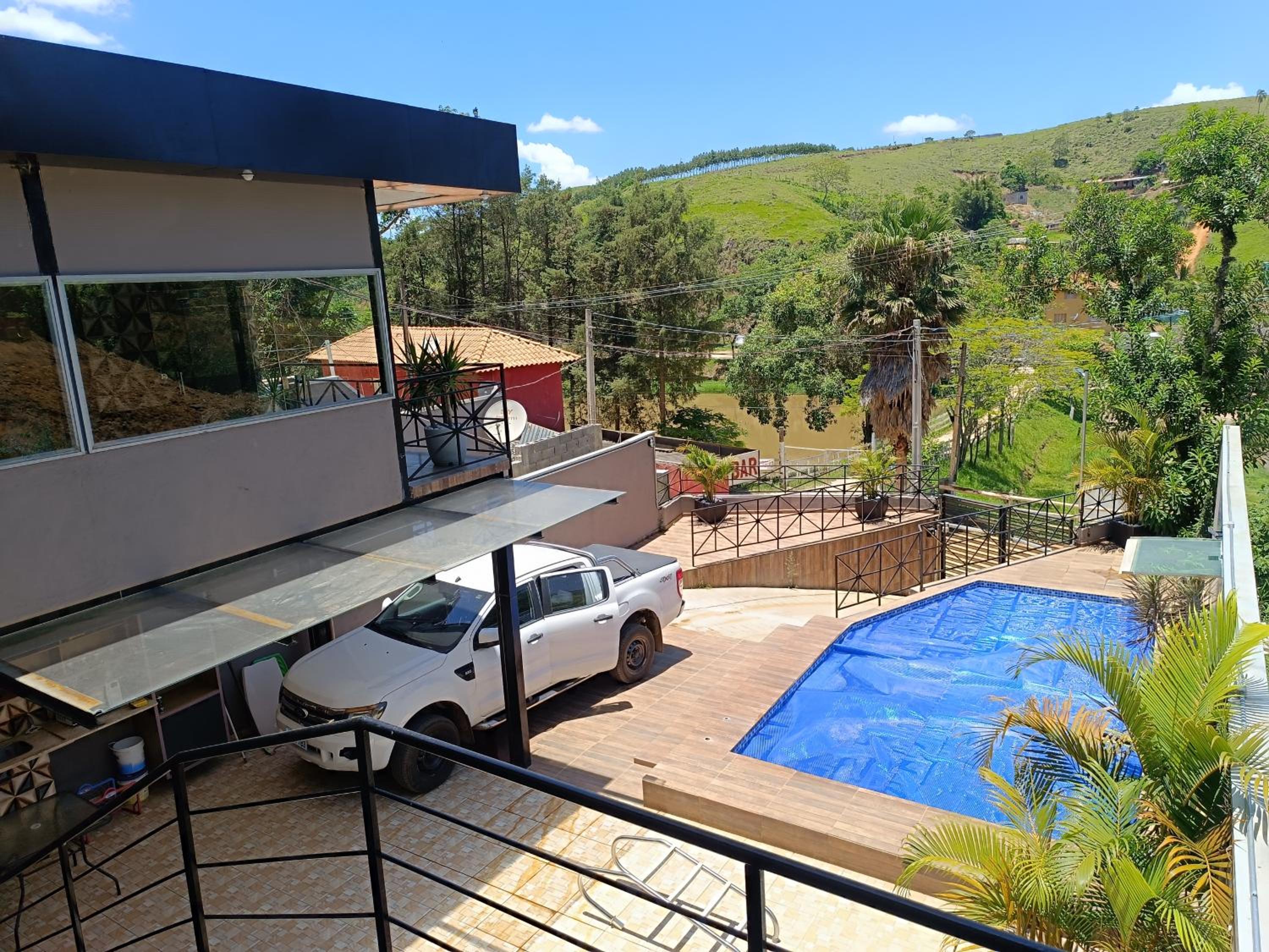 Chácara com Piscina e Natureza Jacareí São José dos Campos Vale do paraíba próximo a São paulo CHÁCARA TALISMÃ