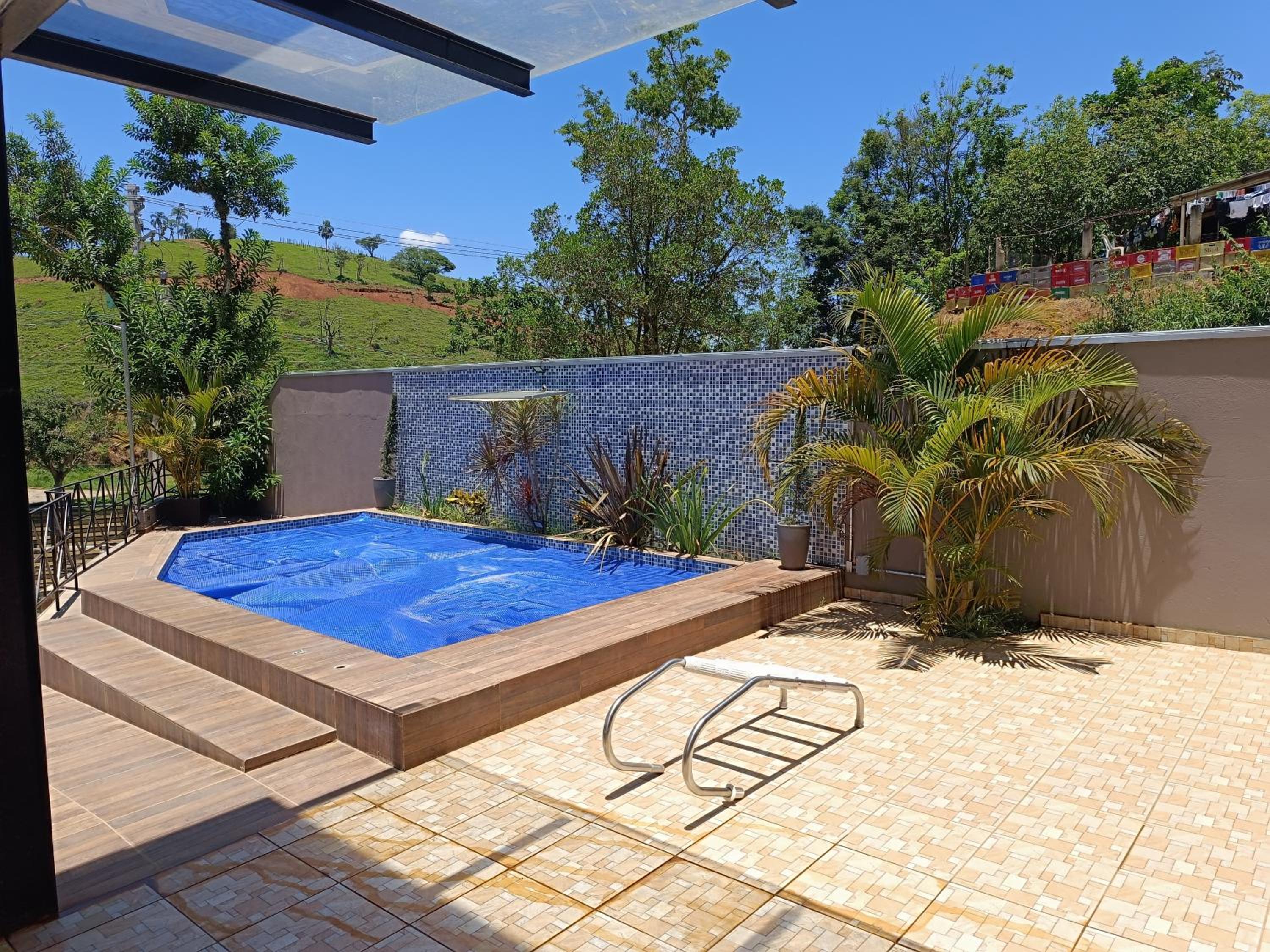 Chácara com Piscina e Natureza Jacareí São José dos Campos Vale do paraíba próximo a São paulo CHÁCARA TALISMÃ