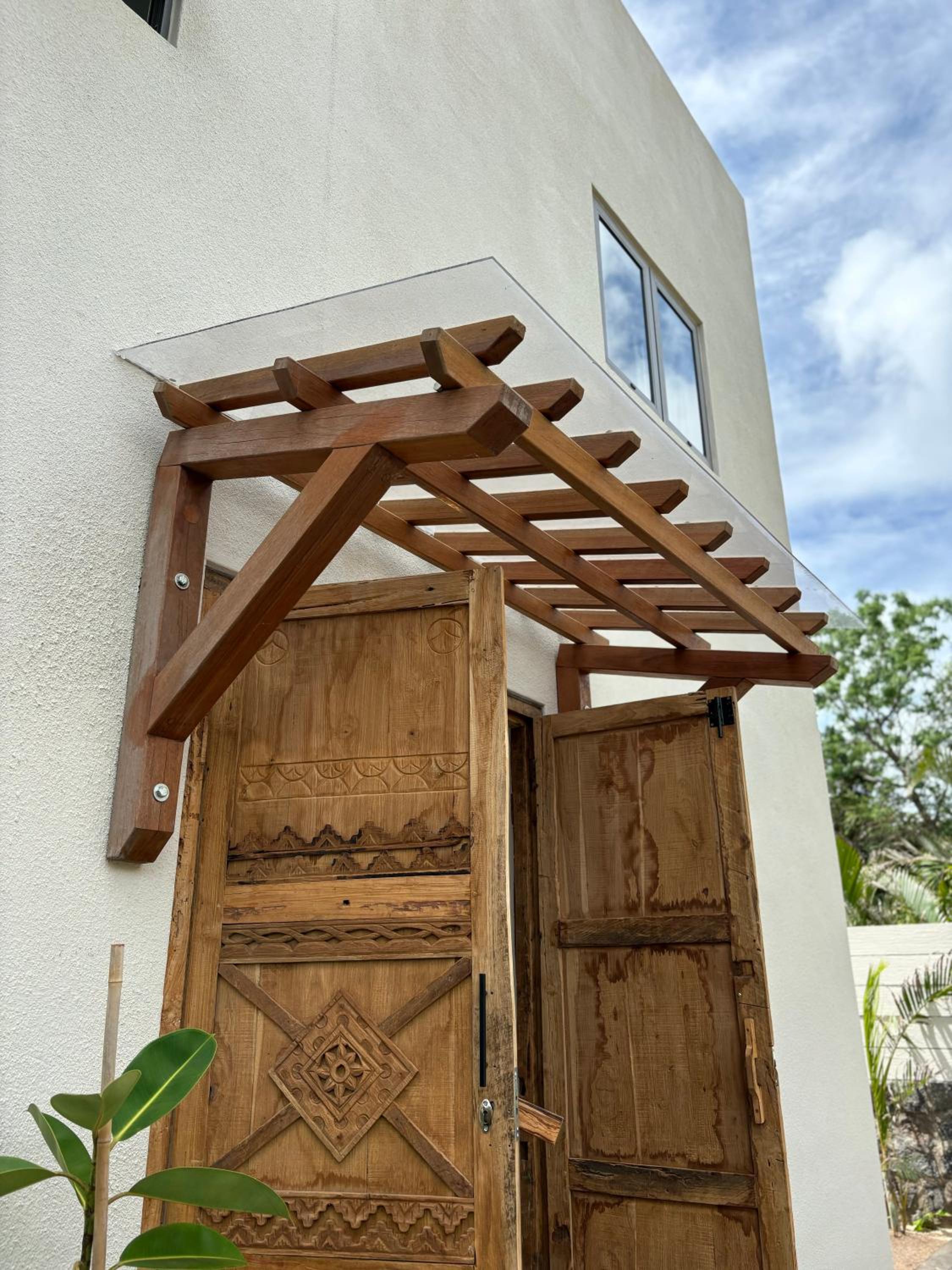 Hotel Searenity Villas - Image 1