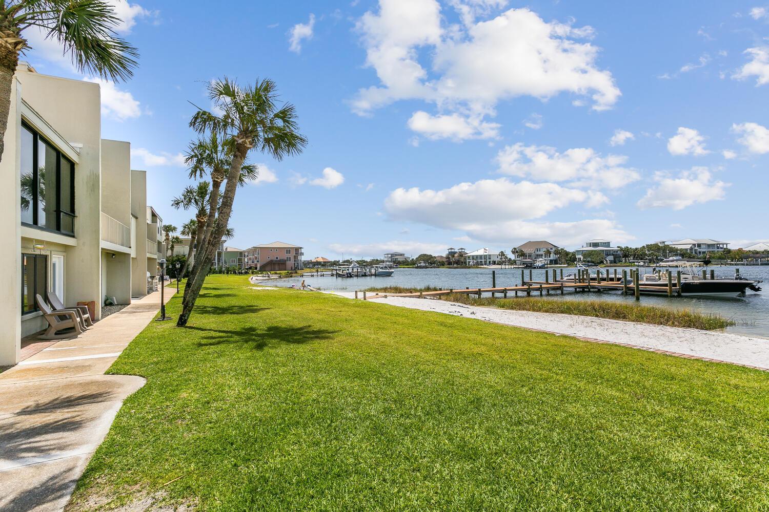 Sabine Dream - Treehouse Complex 3B Townhome view 5