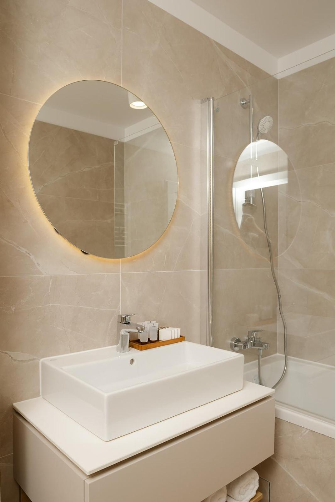 THO Luxury Residence