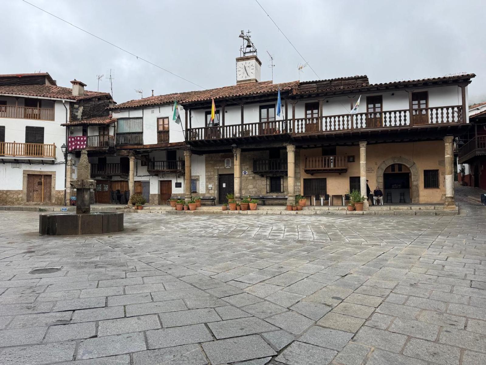 Casa Rogelio Valverde