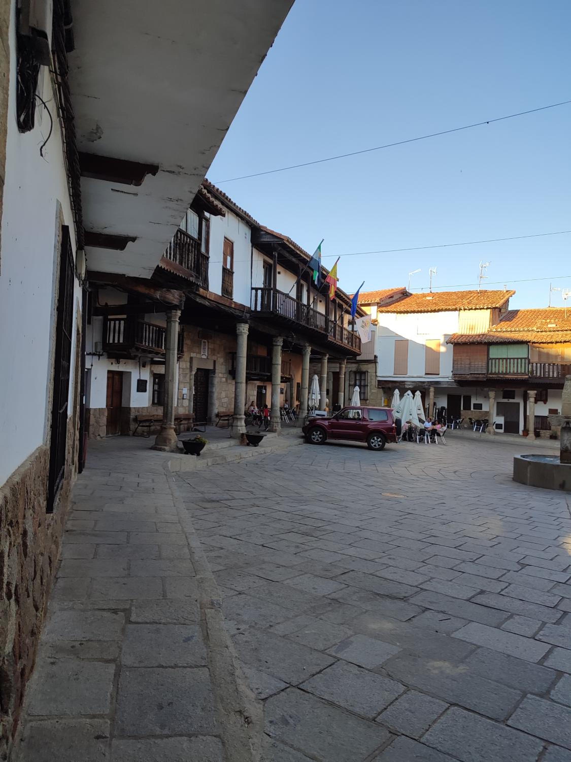 Casa Rogelio Valverde