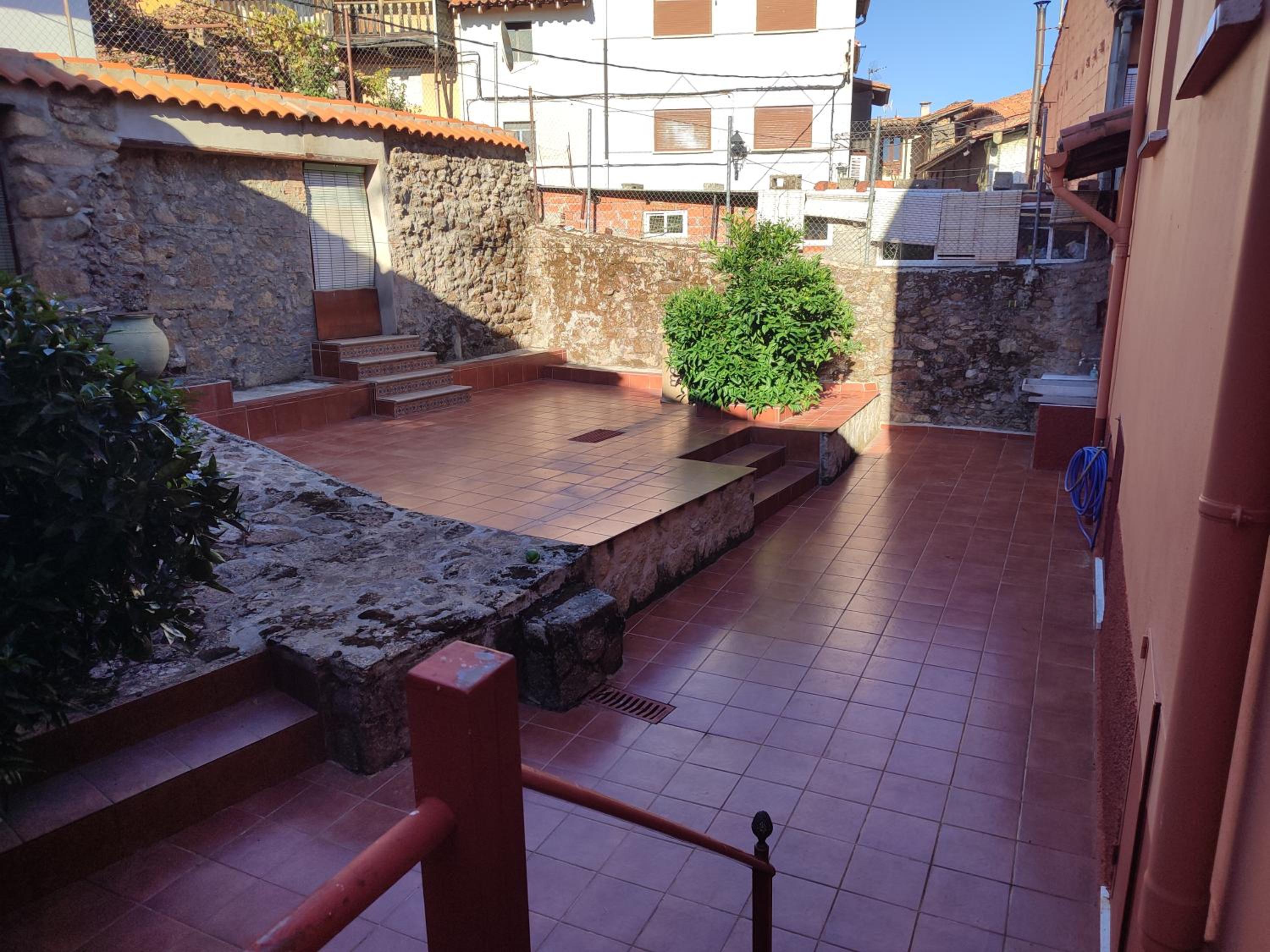 Casa Rogelio Valverde