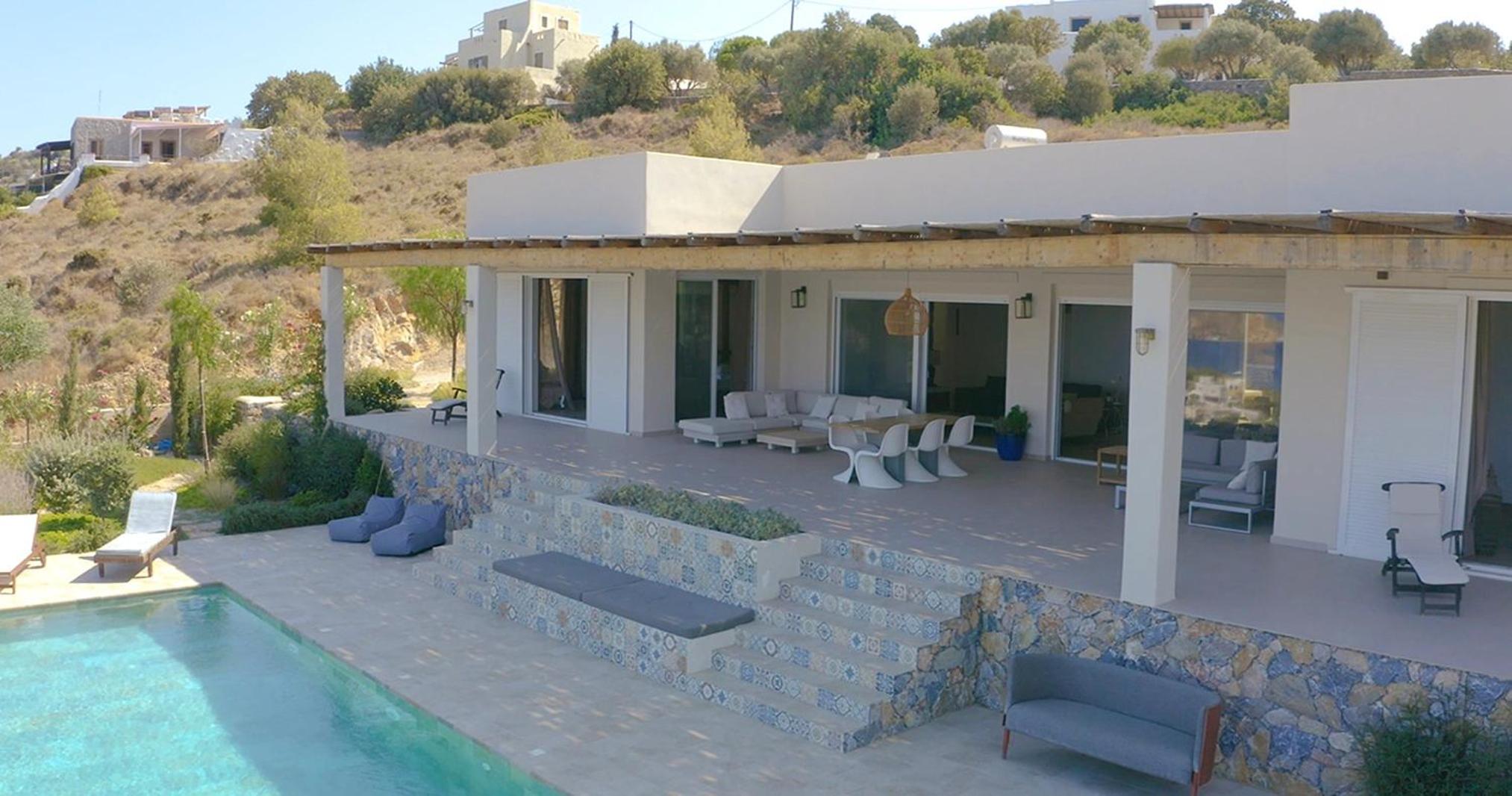 Villa Yvonne in Alinda Leros view 3