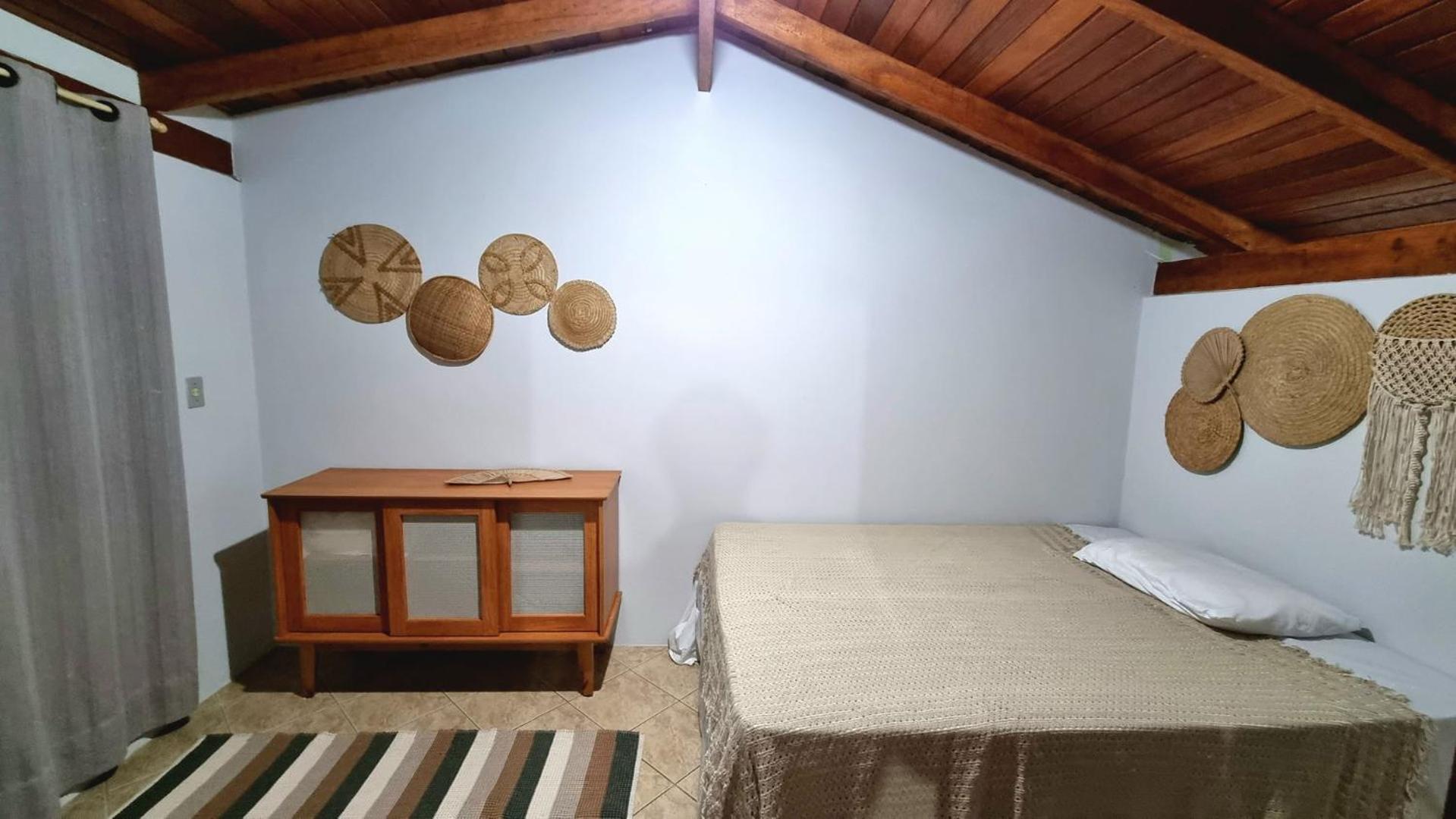 Casa a 2 quadras da Praia de Zimbros RW2724