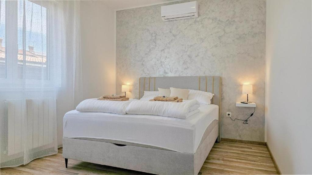 Joy Holiday Home - A Relaxing Getaway view 4