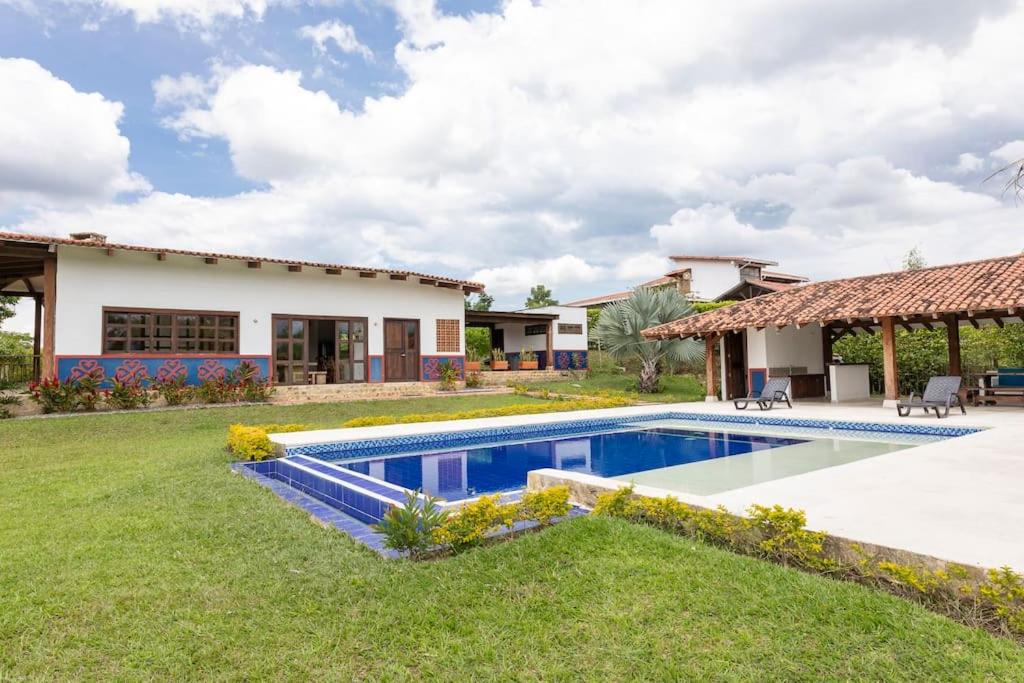 Finca Quindío con Jacuzzi