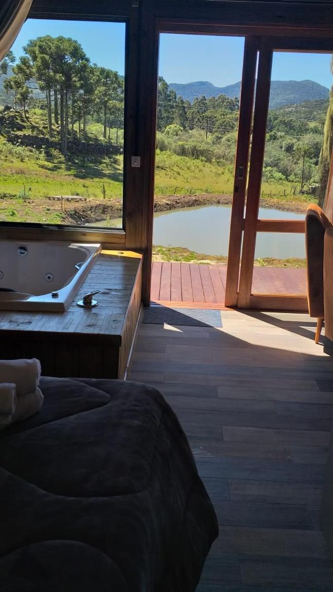 Refugio Brognoli - Chalé com Banheira de Hidromassagem