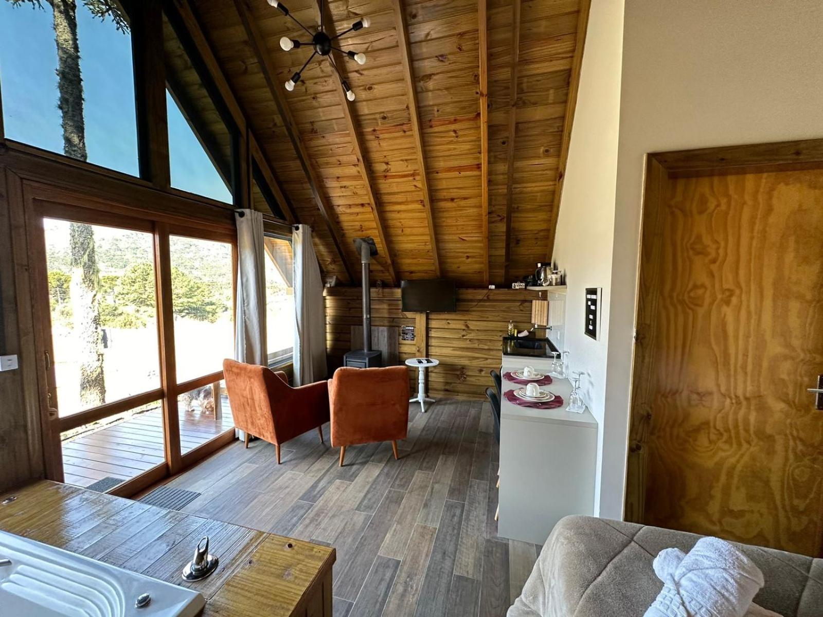 Refugio Brognoli - Chalé com Banheira de Hidromassagem