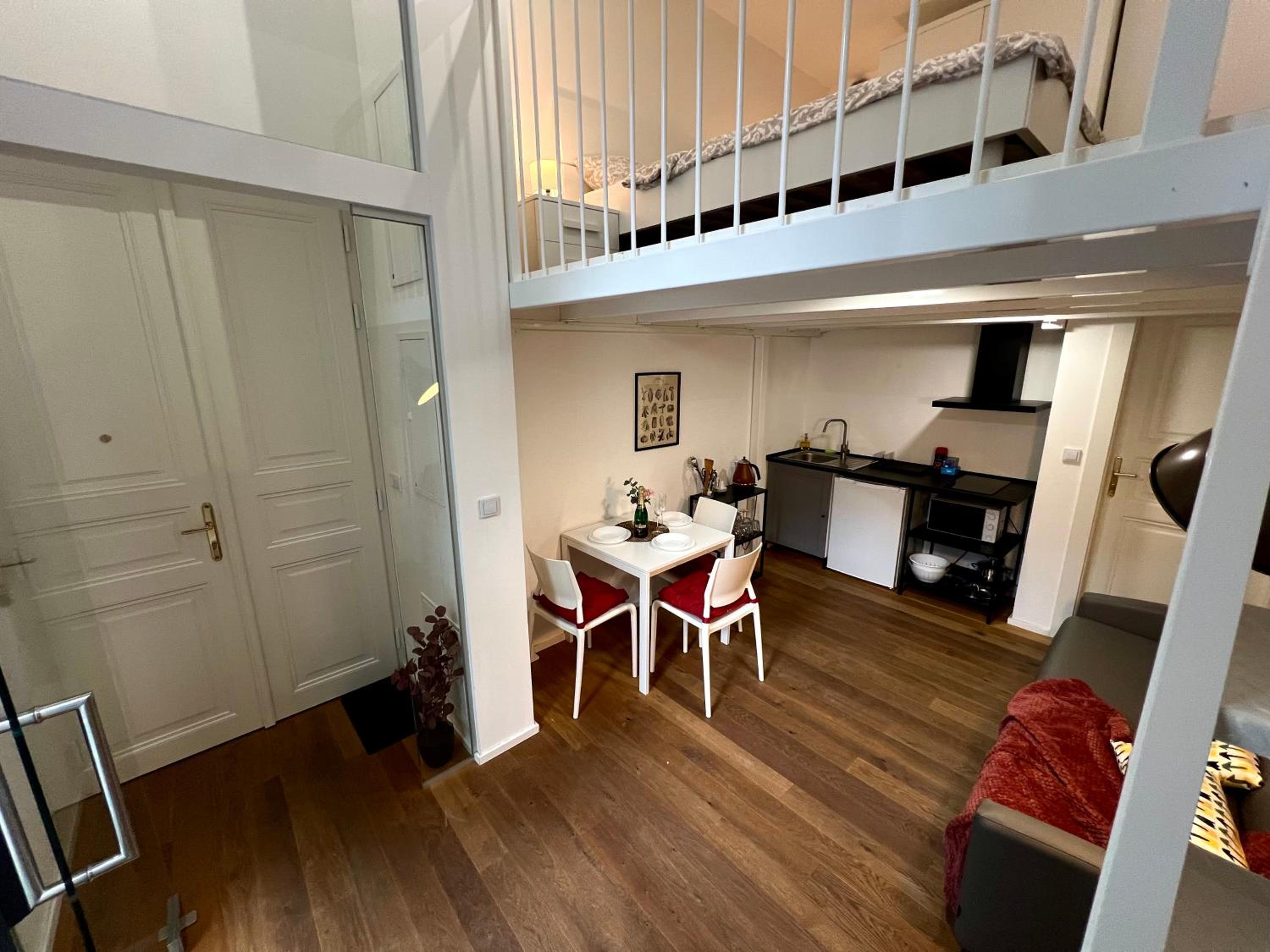 Opletalova Residence 1min from Wenceslas Square