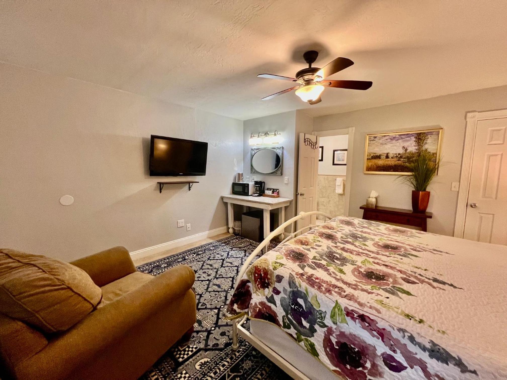 The Mount Vernon Inn