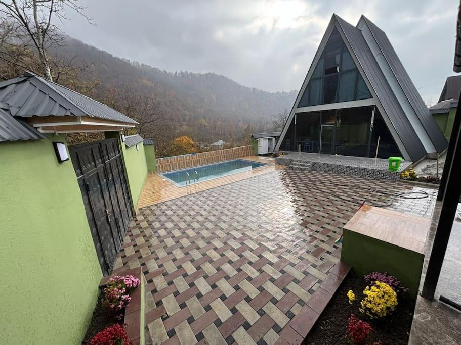 Mono House Qabala Vendam A frame