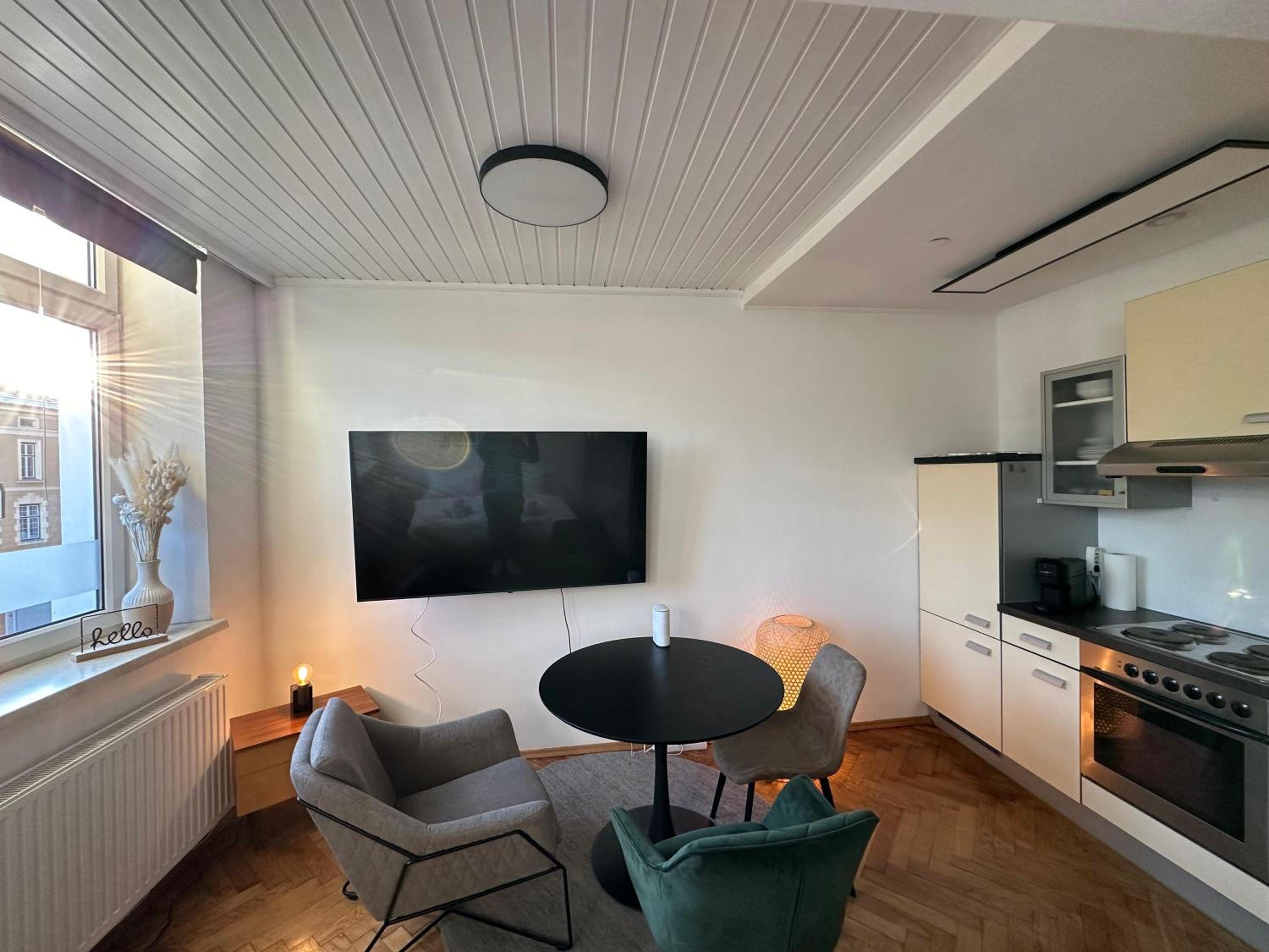 BaMo Studio - city living classic