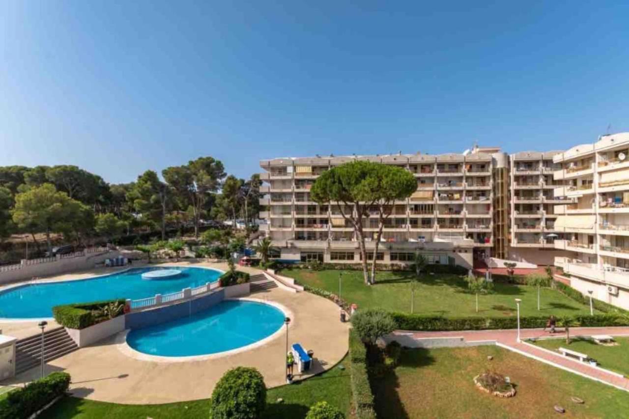 Salou Chill Cozy Warm Pool Port Aventura