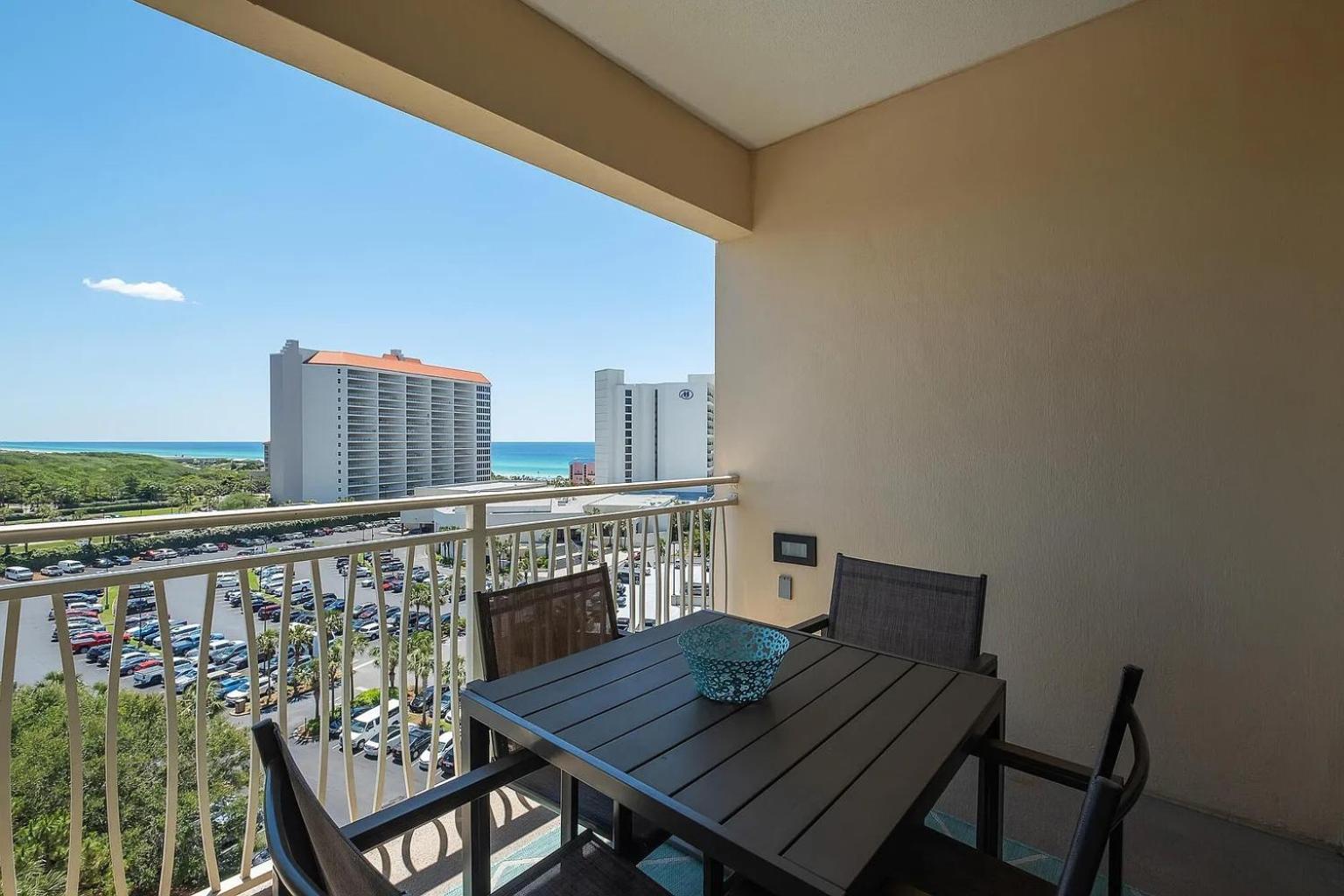 New Listing Awesome Beach Luau view 2