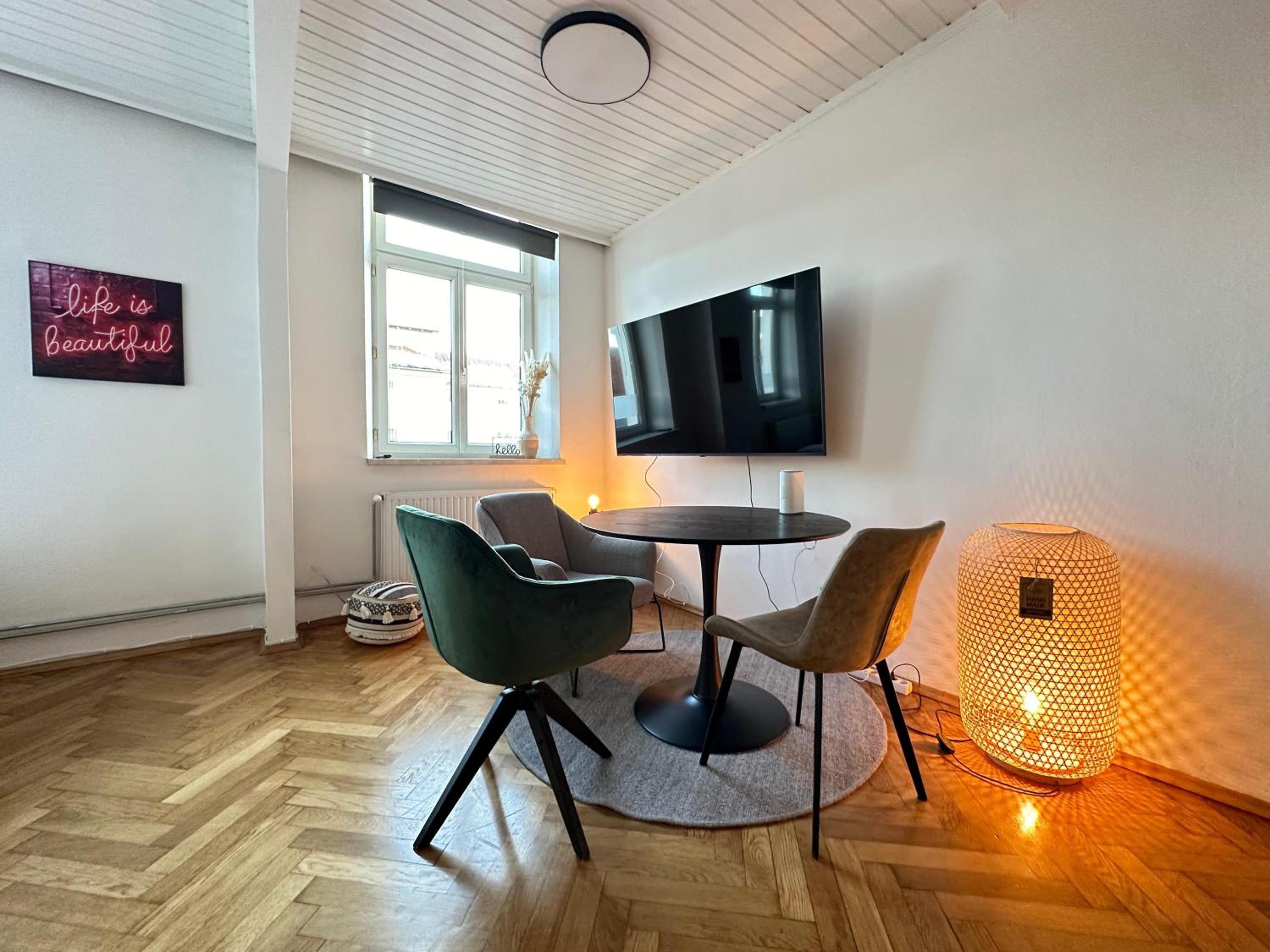 BaMo Studio - city living classic