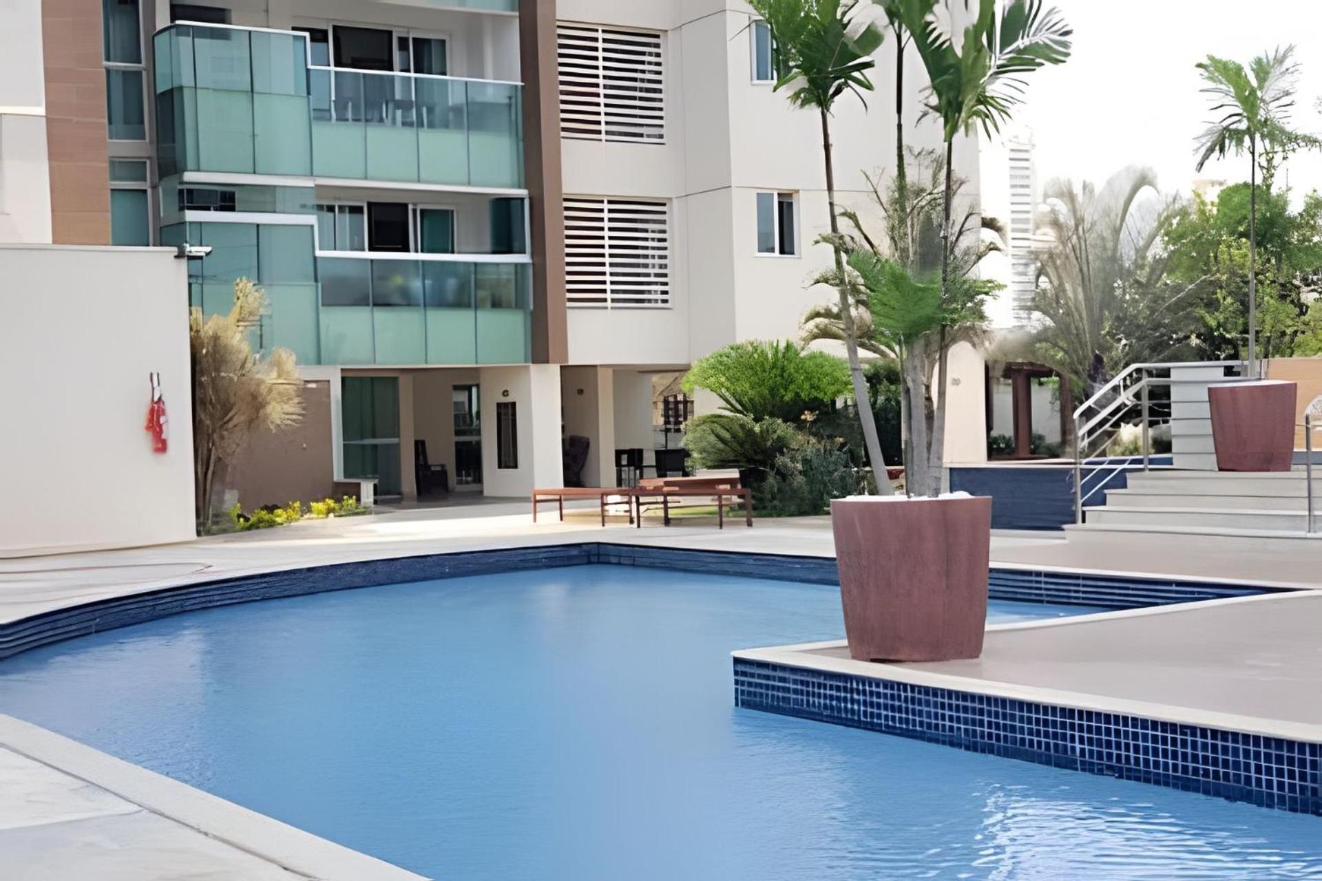 Flats luxuosos com jacuzzi privativa no Vaca Brava
