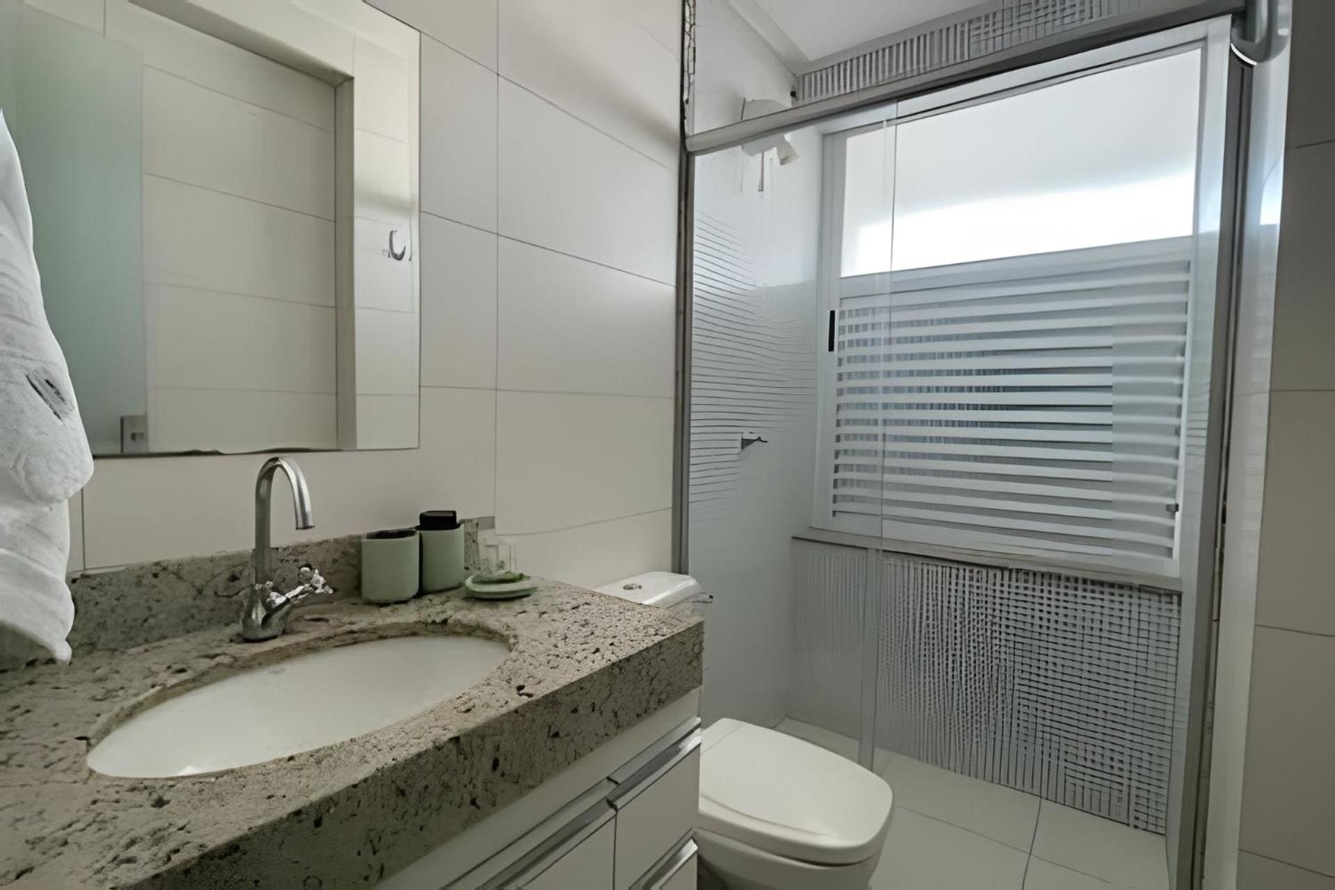 Flats luxuosos com jacuzzi privativa no Vaca Brava