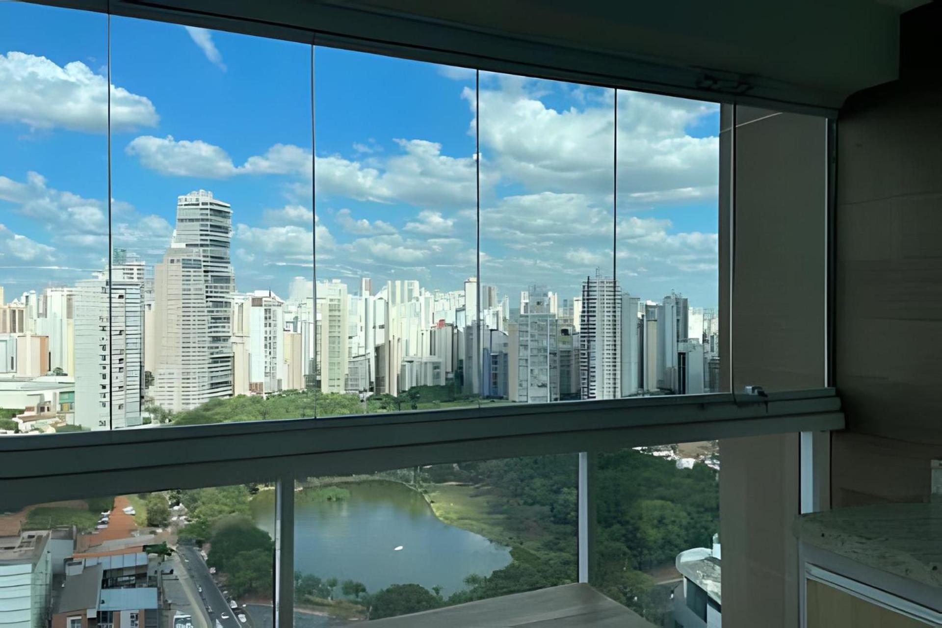 Flats luxuosos com jacuzzi privativa no Vaca Brava
