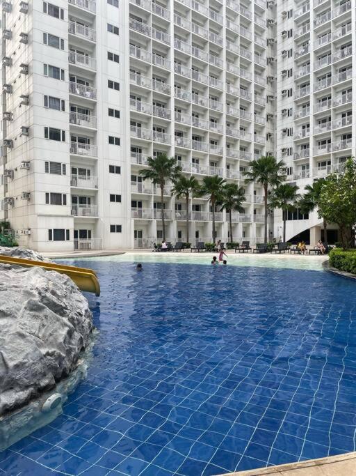 Shore Residences - One Bedroom - Near MOA & NAIA view 2