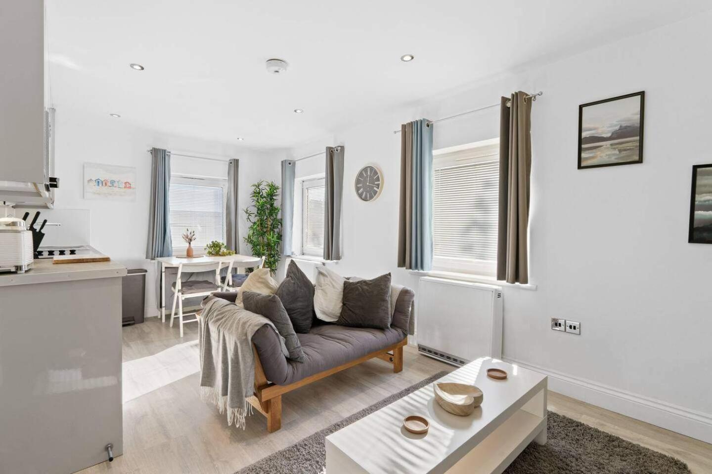 Brighton seaside - Apartment - sleeps 2 view 2