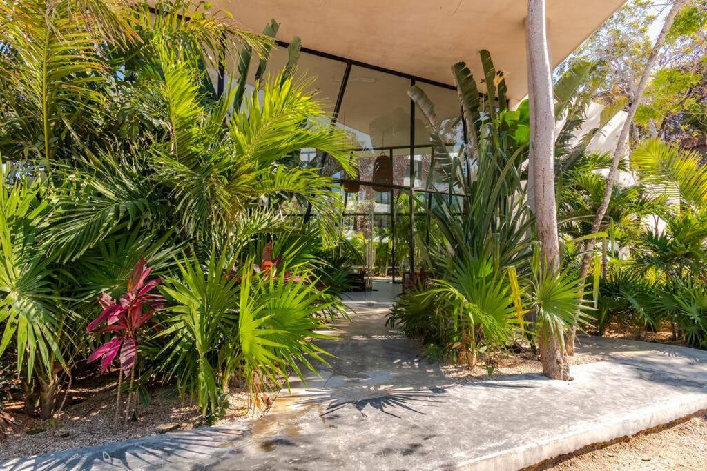 Hotel Tulum Retreat with private Jacuzzi & 2 Free Bikes - Image 1