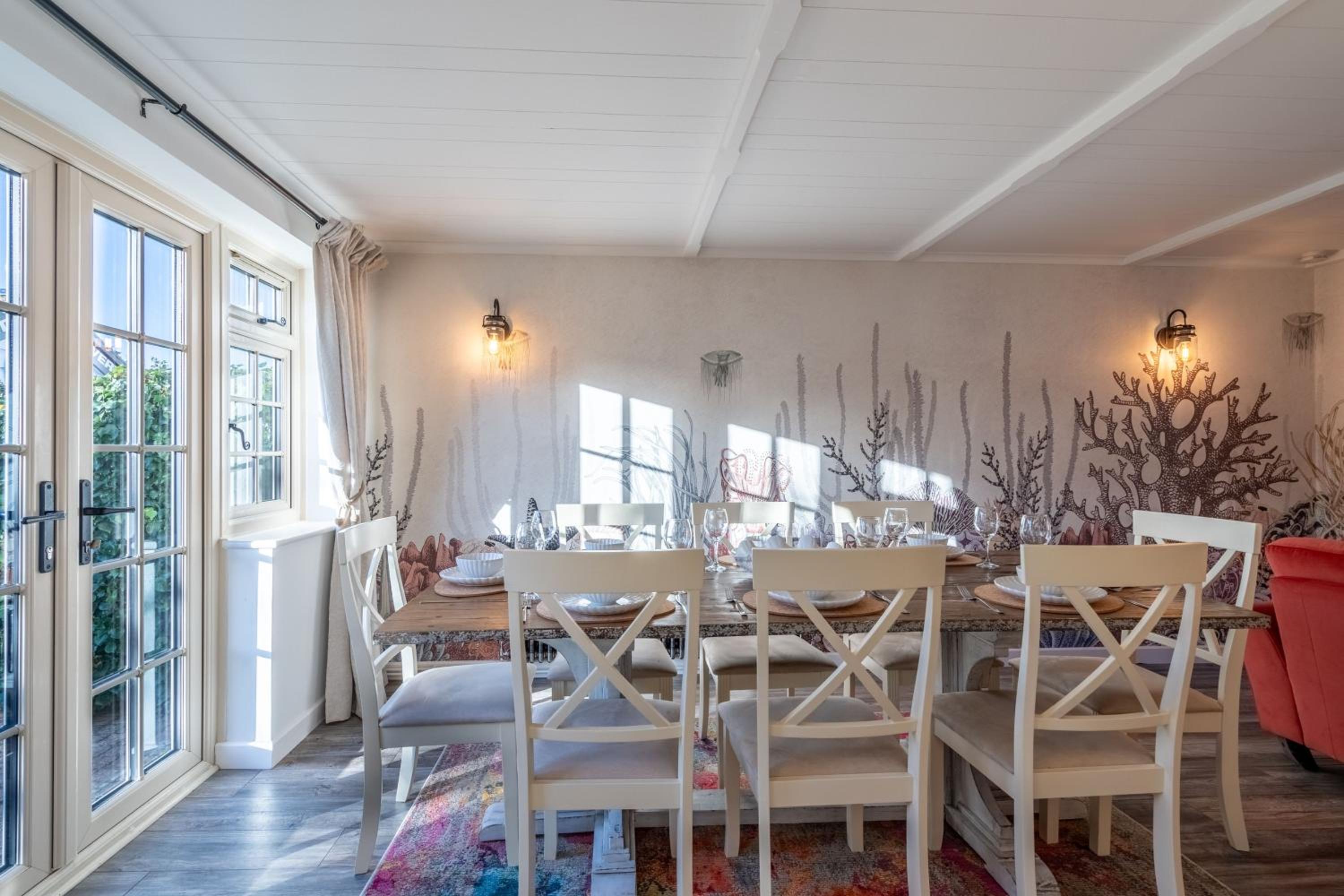 Periwinkle Cottage by Winterton Cottages