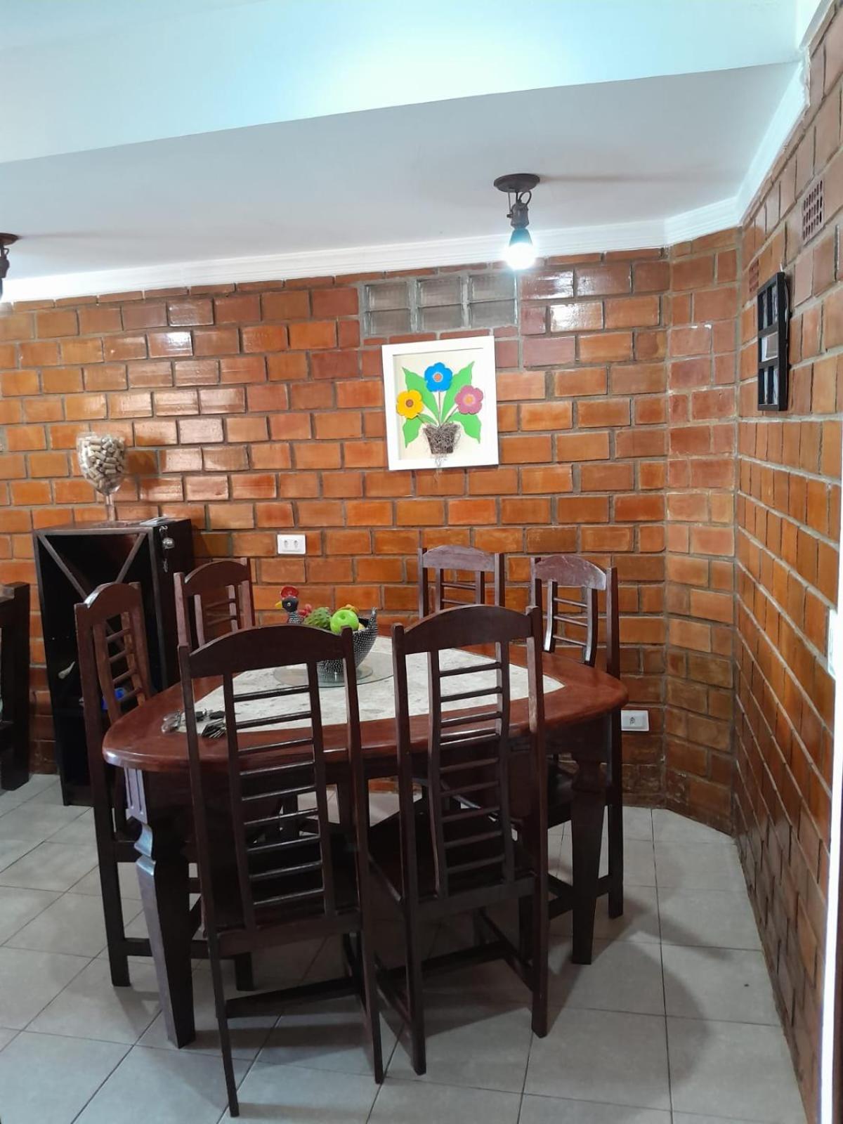Casa Gravatá em condomínio