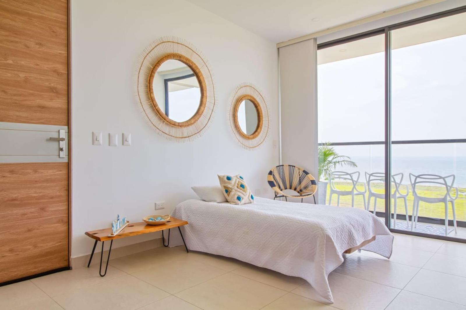 Apt with sunset & beach views