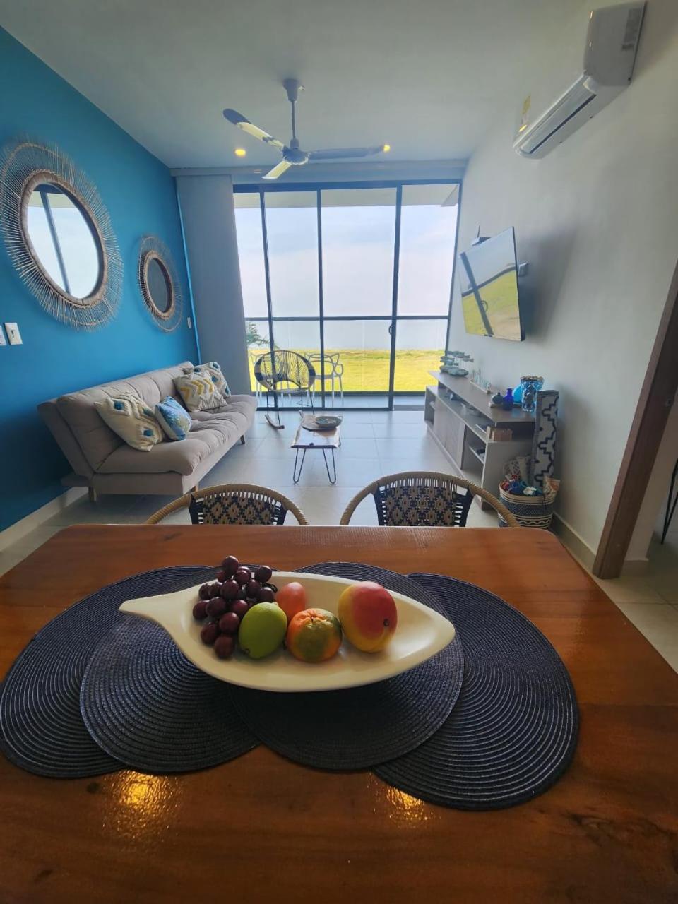 Apt with sunset & beach views