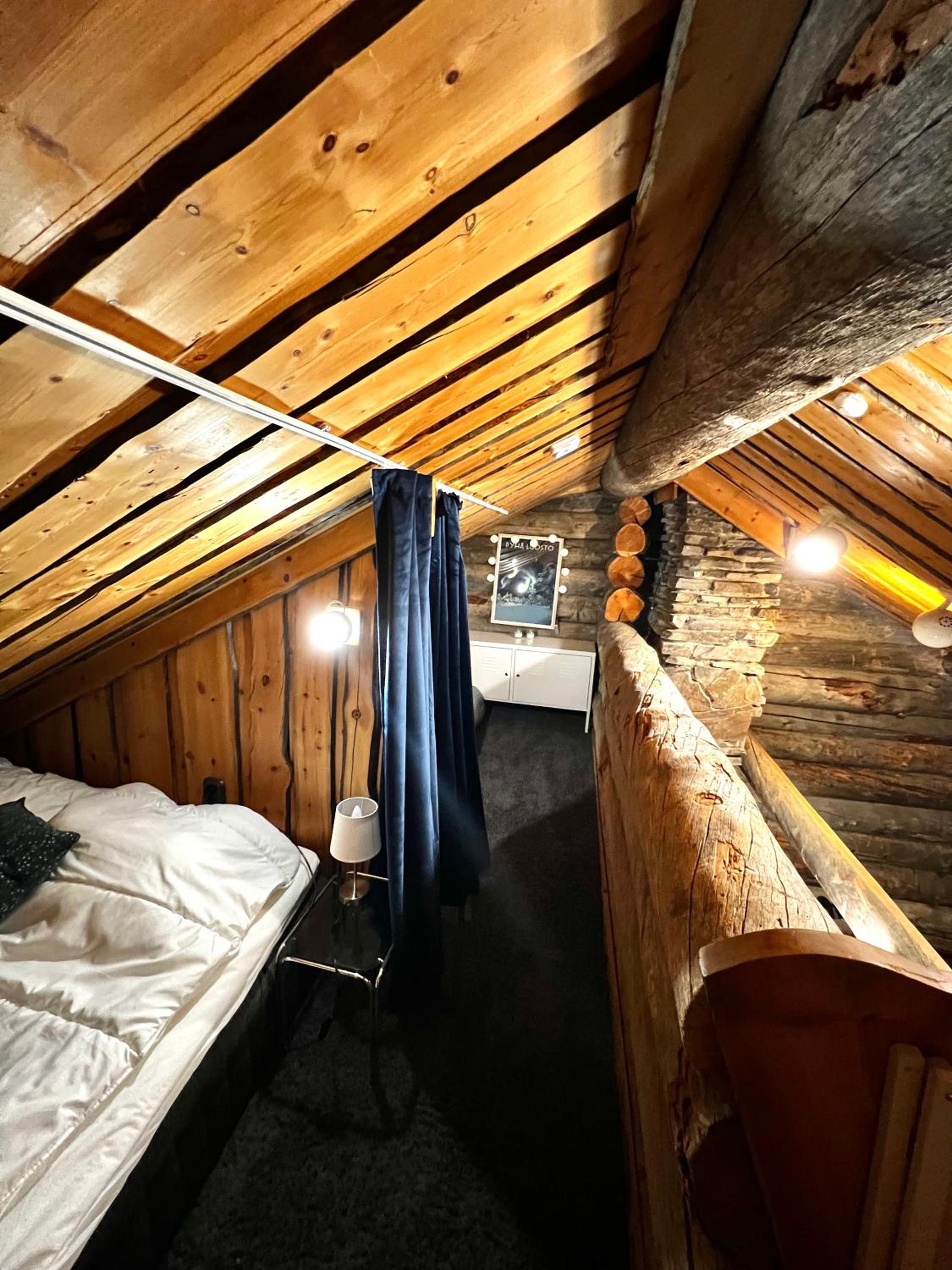 Luosto Jylhäkelo - a cozy loghouse in the heart of Lapland view 3