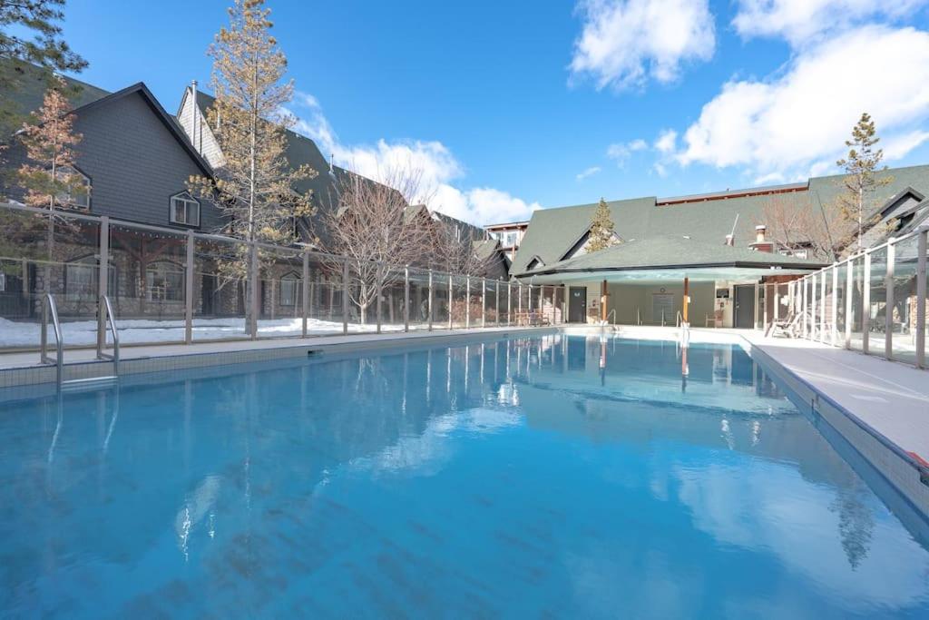 Mystic Springs Chalets - pool, hot tub, AC - Image 2