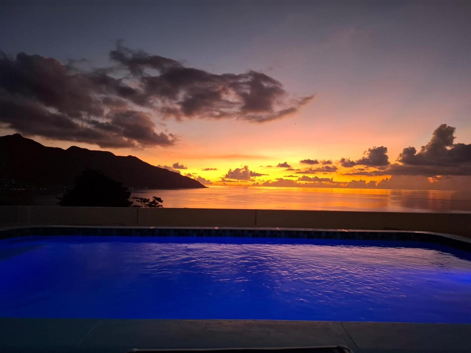 Tropical Secrets Holiday Apartments photo 4