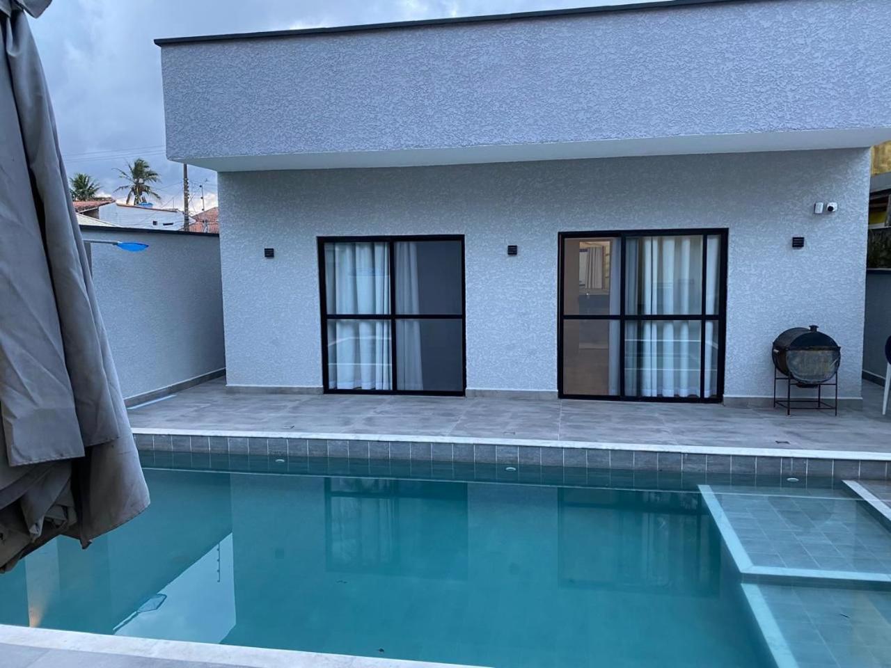 Casa Memórias do Mar Centro de Peruíbe 50m da praia