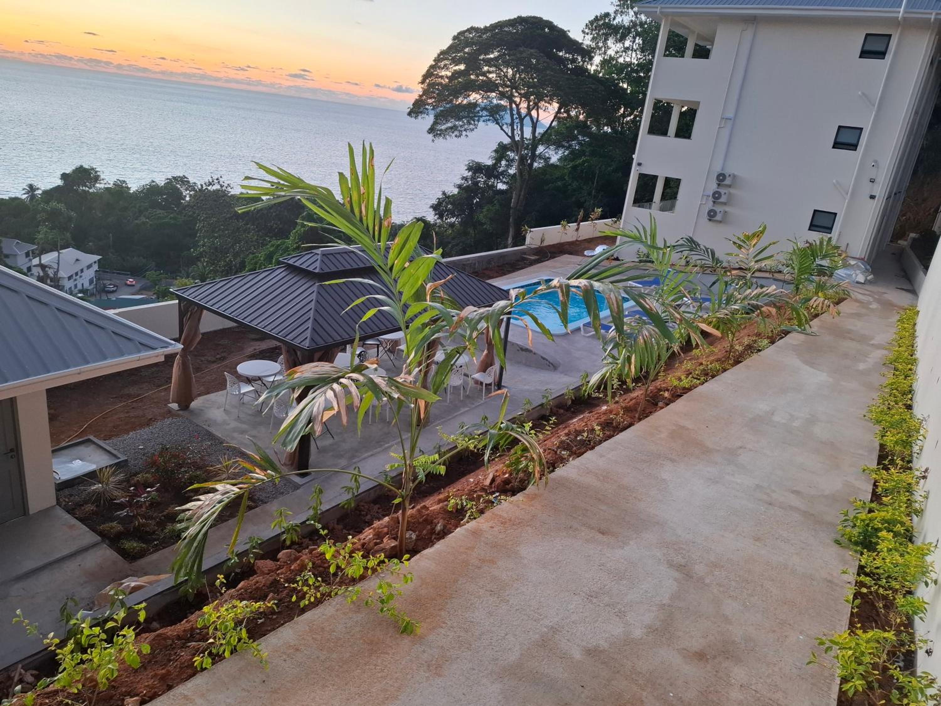 Tropical Secrets Holiday Apartments photo 3